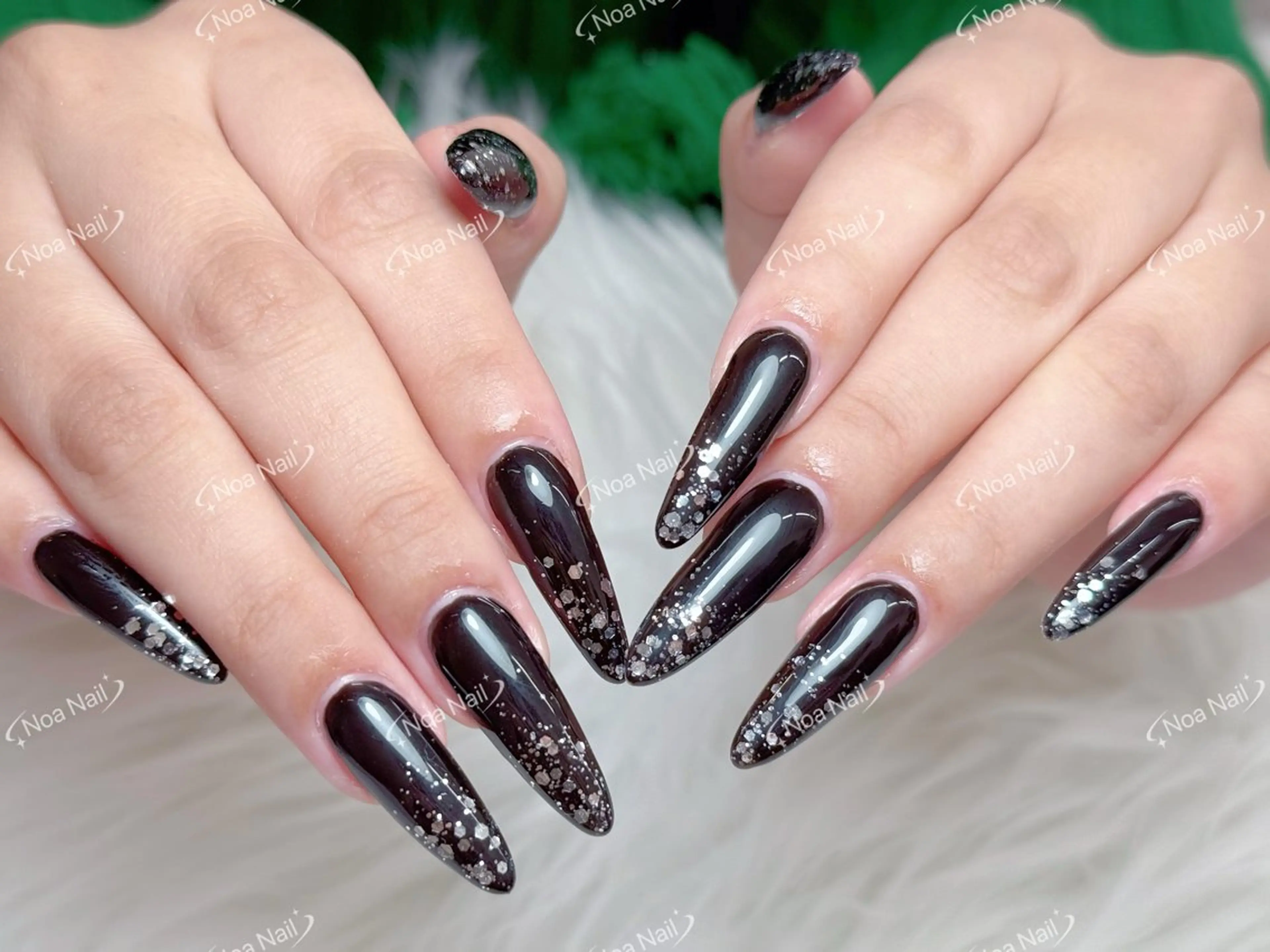 ネイル フレンチネイル グラデーション 韓国ネイル マグネットネイル ミラーネイル ハンドネイル Noa Nail みつきのネイルデザイン