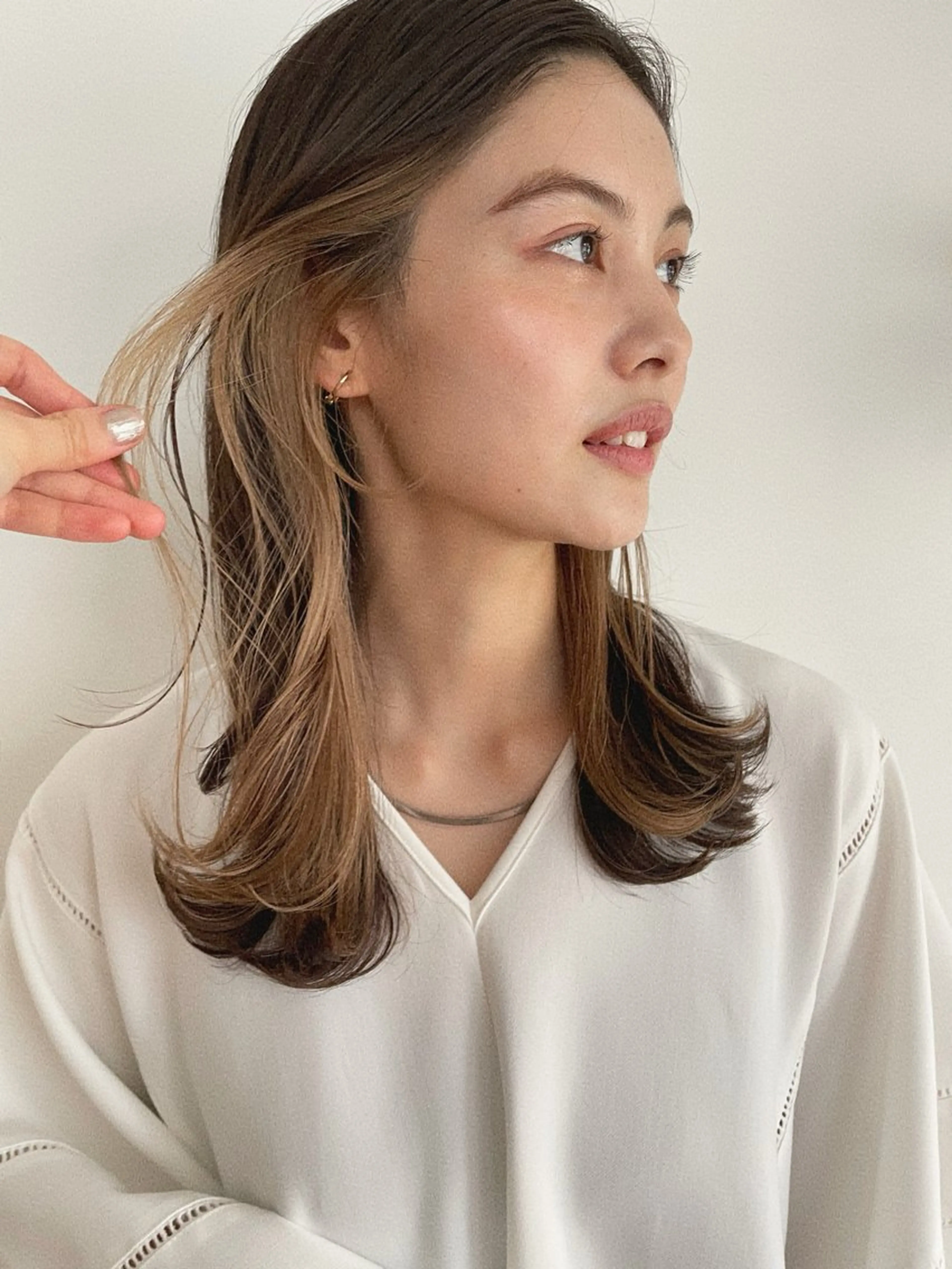 ロング カラー ベージュカラー デザインカラー インナーカラー ミルクティーベージュ ヘアカラー 暖色カラー/似合わせ カット/名古屋/辻のヘアスタイル