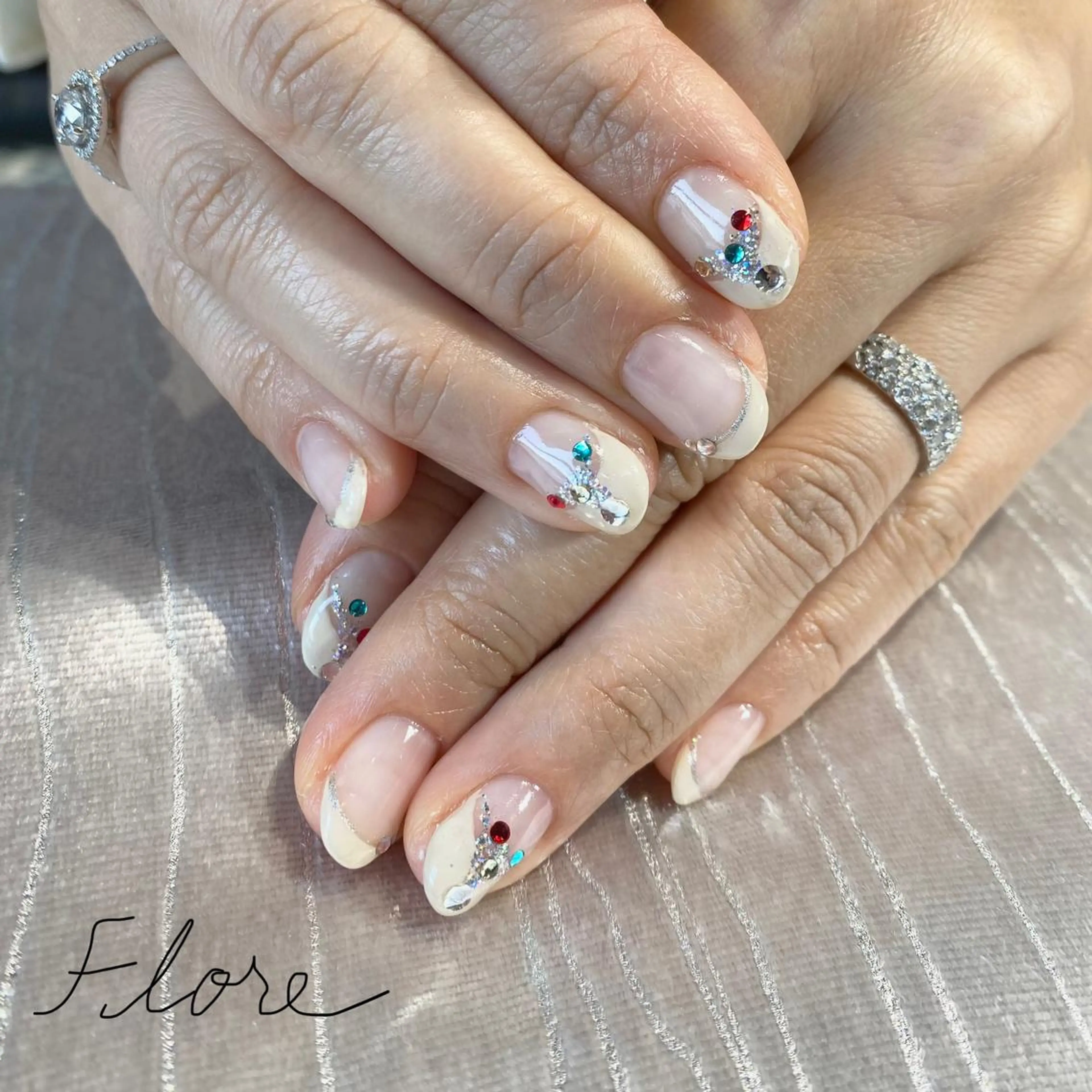 ネイル Flore (フロール)の眉毛・アイブロウイメージ