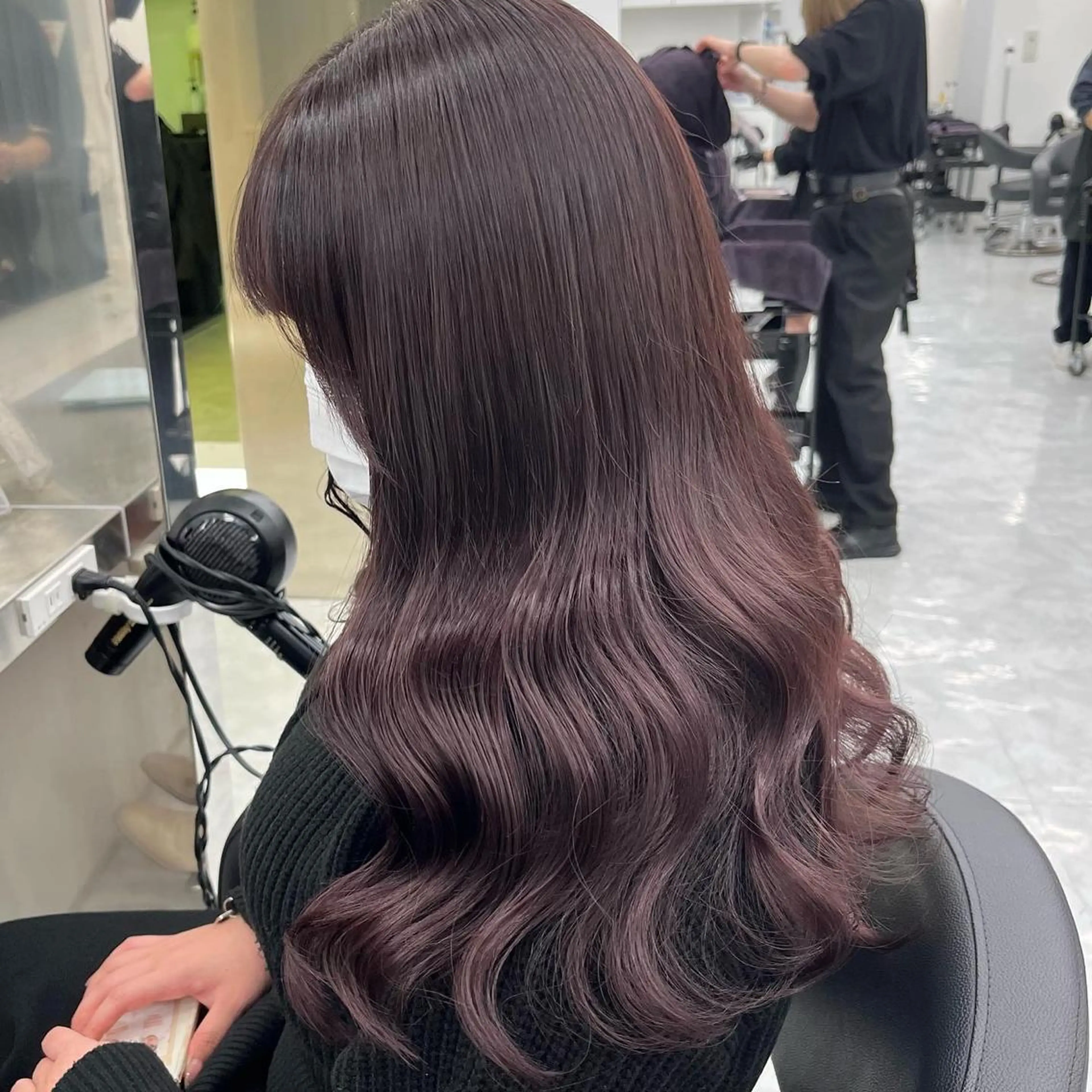 ロング カット ヘアカラー トリートメント 💗韓国暖色ヘア NO.1💗🪽のヘアスタイル