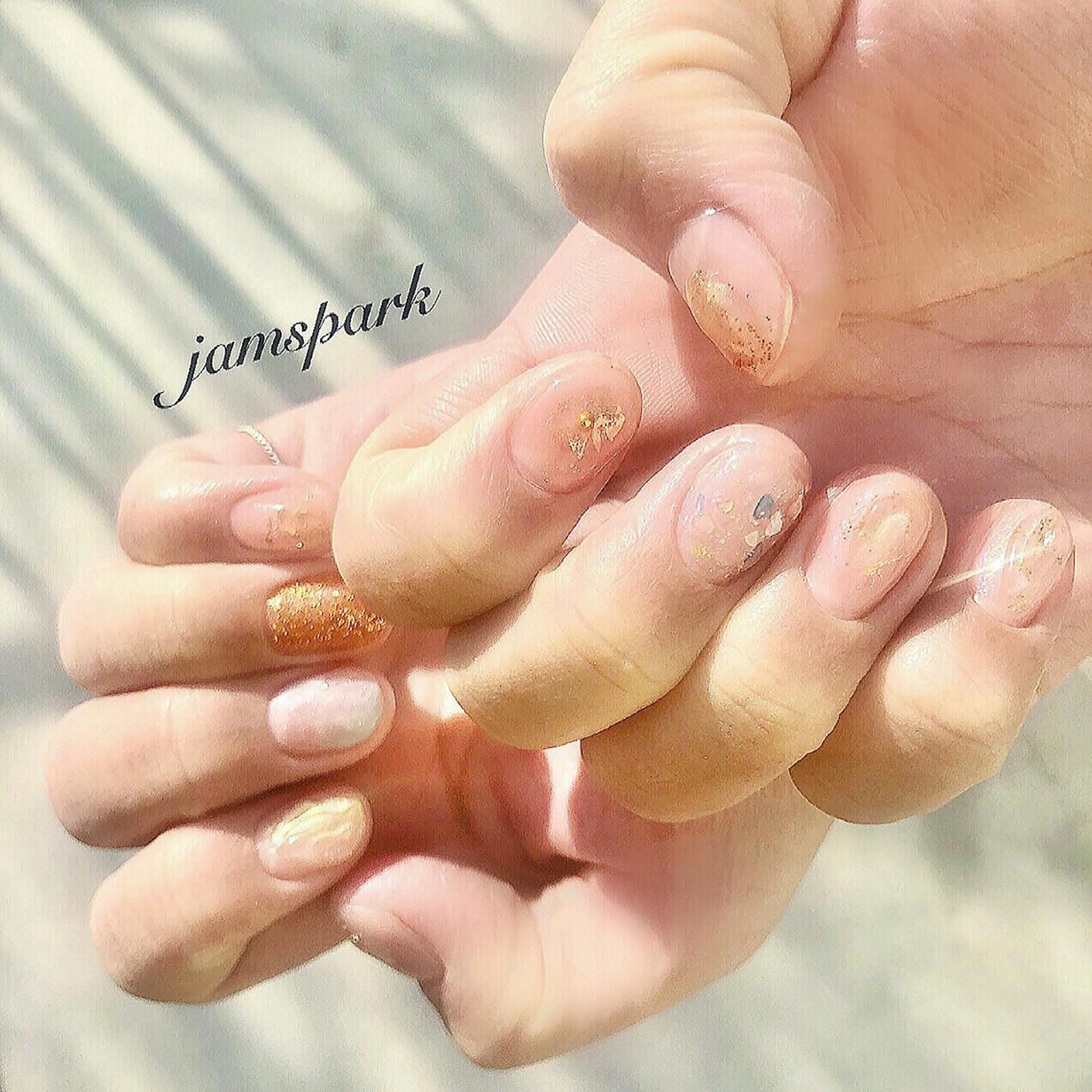 ネイル クリアネイル キラキラネイル ニュアンスネイル 春ネイル 夏ネイル ハンドネイル jamspark ✨のネイルデザイン