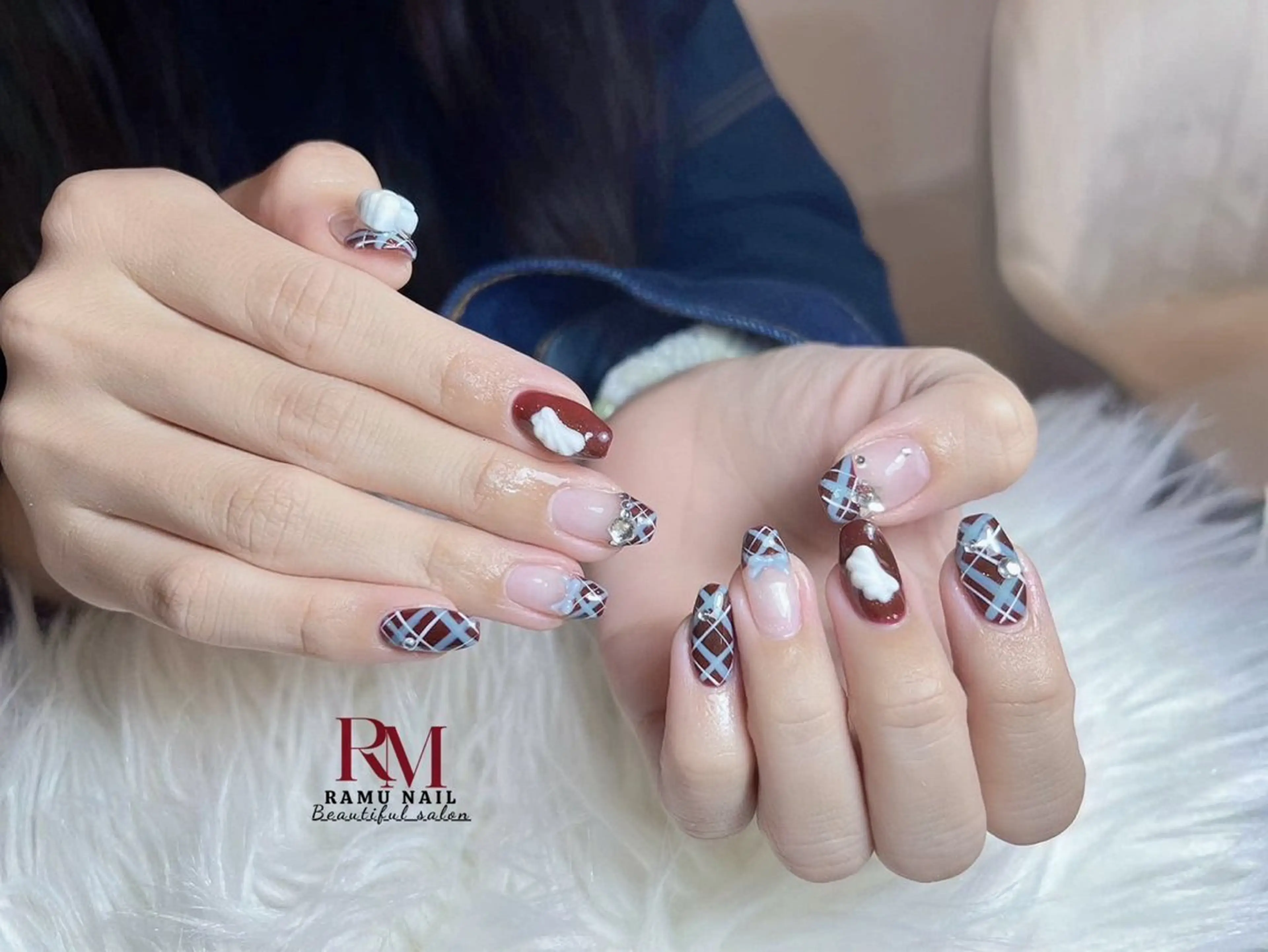 ネイル チークネイル フレンチネイル グラデーション キラキラネイル 韓国ネイル ハンドネイル RAMU_Nail 池袋店のネイルデザイン