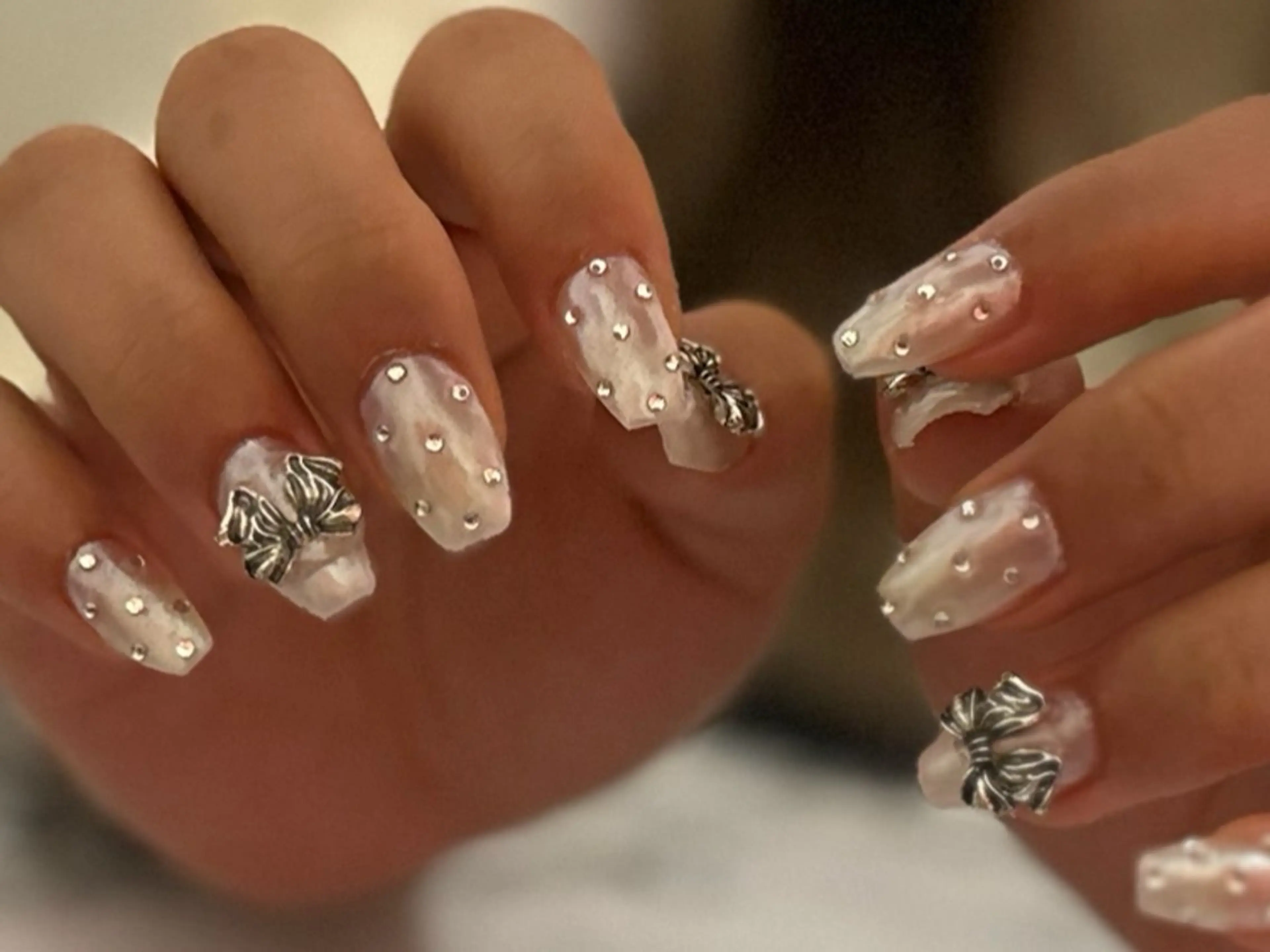 ネイル 新山 聖のネイルデザイン