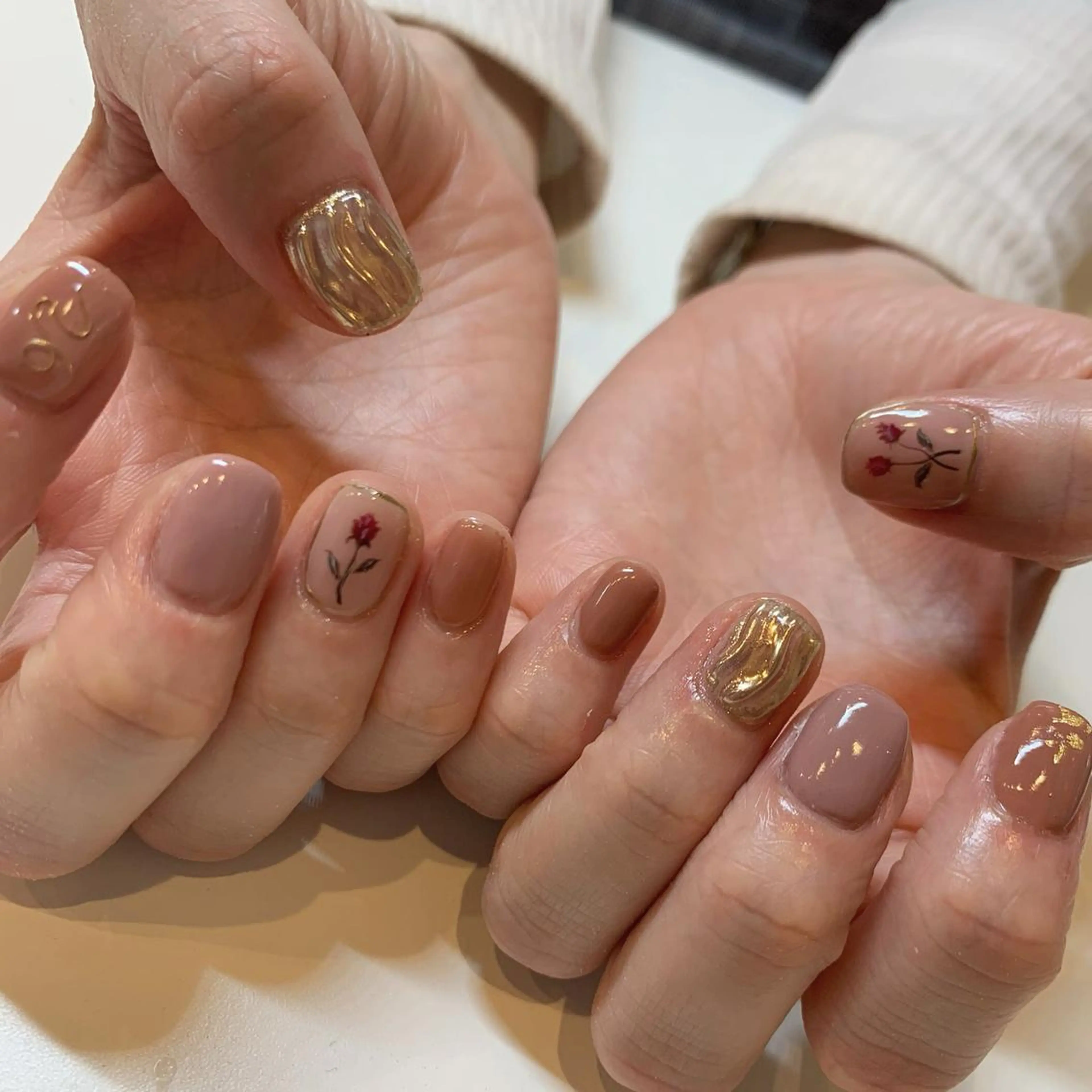 ネイル ヤマダ サクラのヘアスタイル