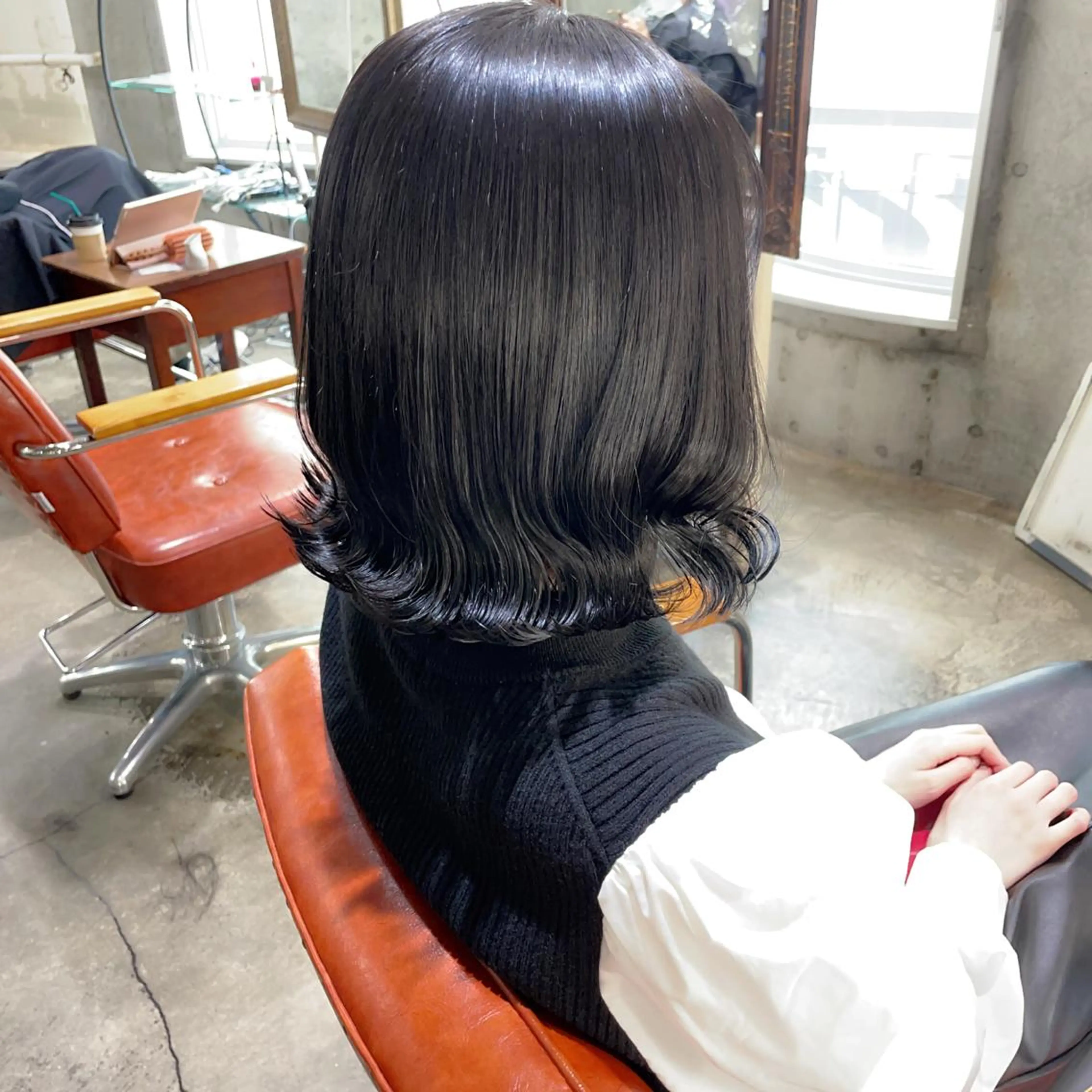 ミディアム カラー アッシュ ブルーカラー トリートメント ヘアカラー トリートメント 🕊miki モテ髪🫧のヘアスタイル