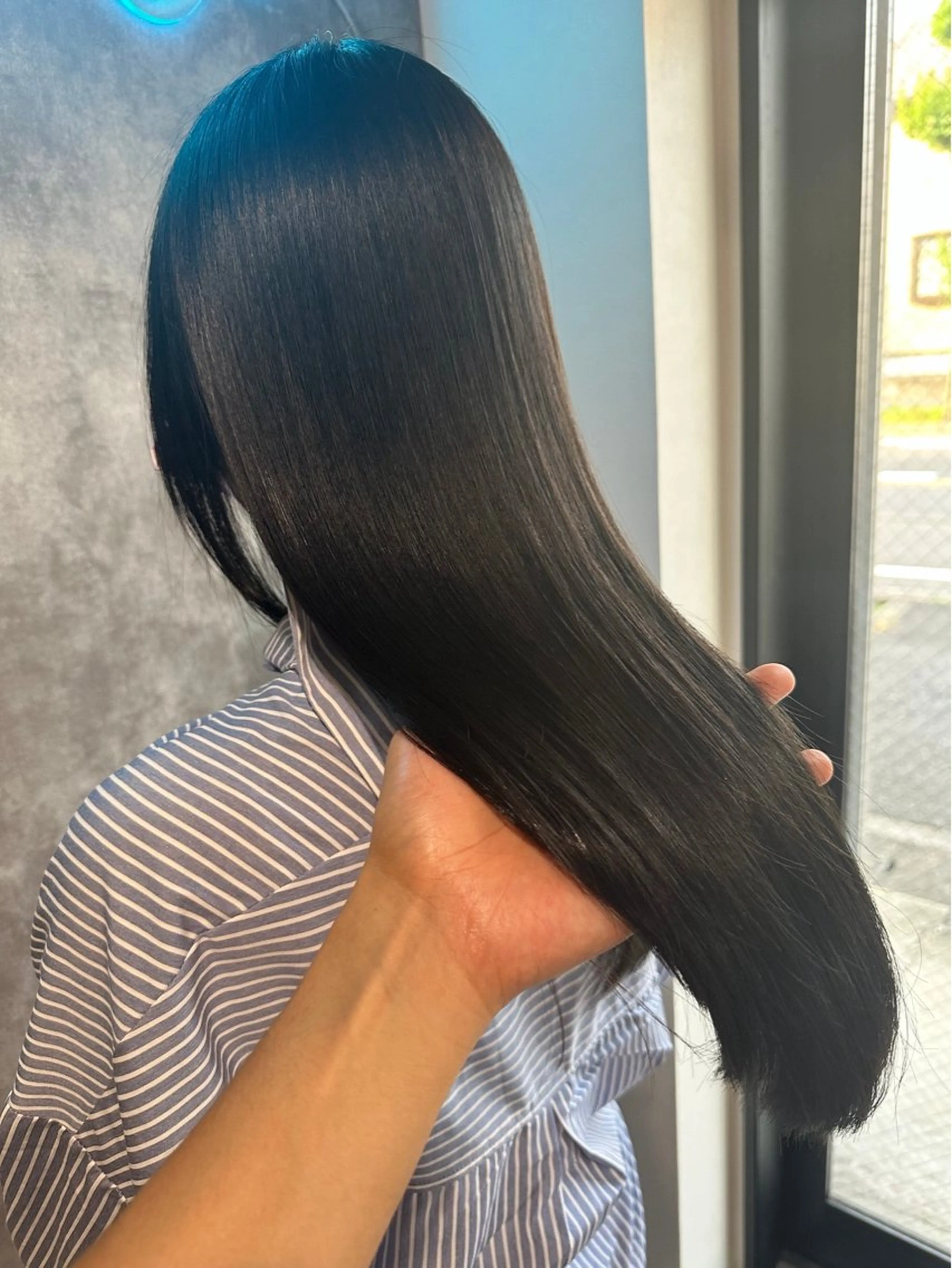 ロング a. kentoのヘアスタイル