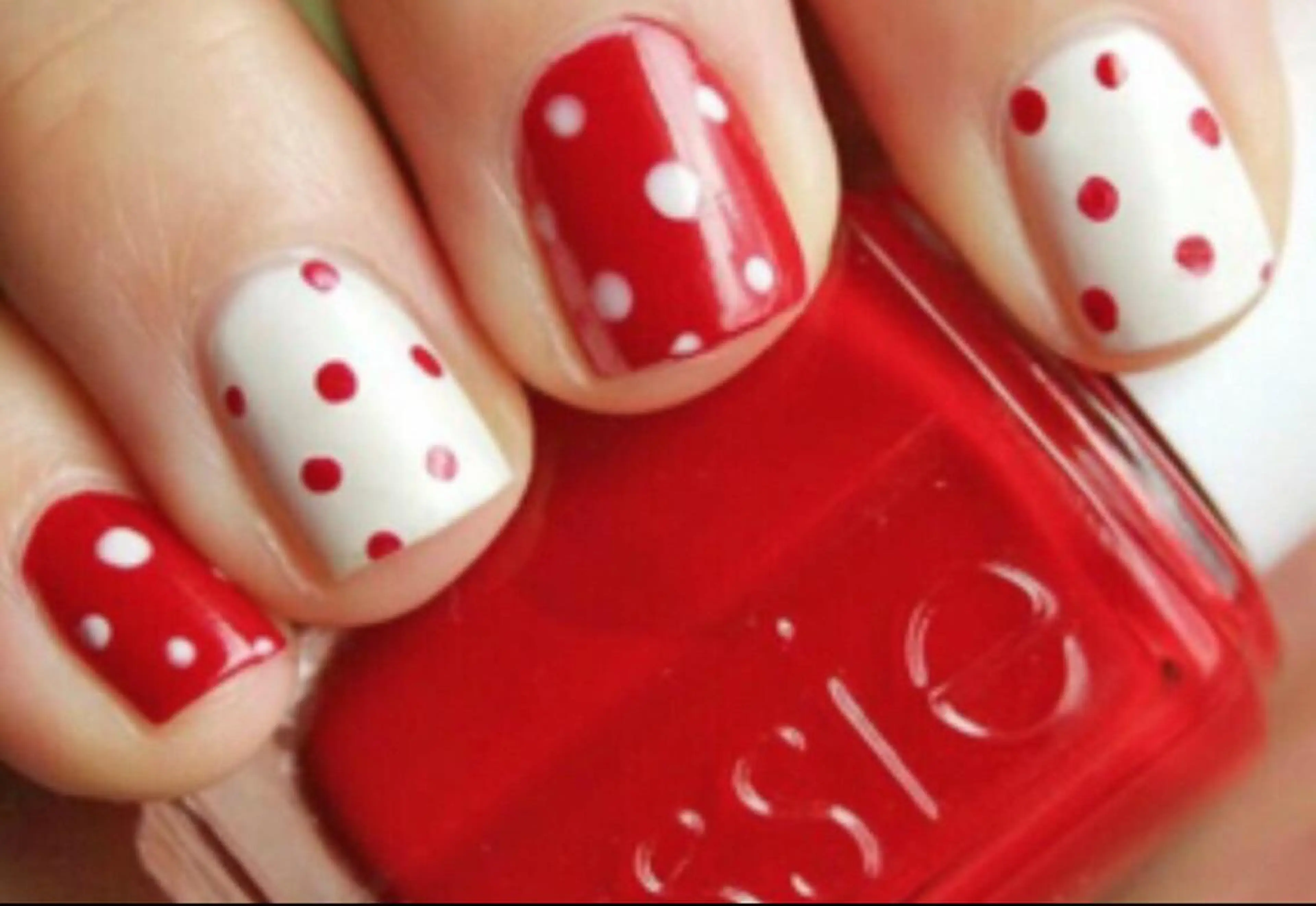 ネイル ハンドネイル ゲン レイカのネイルデザイン