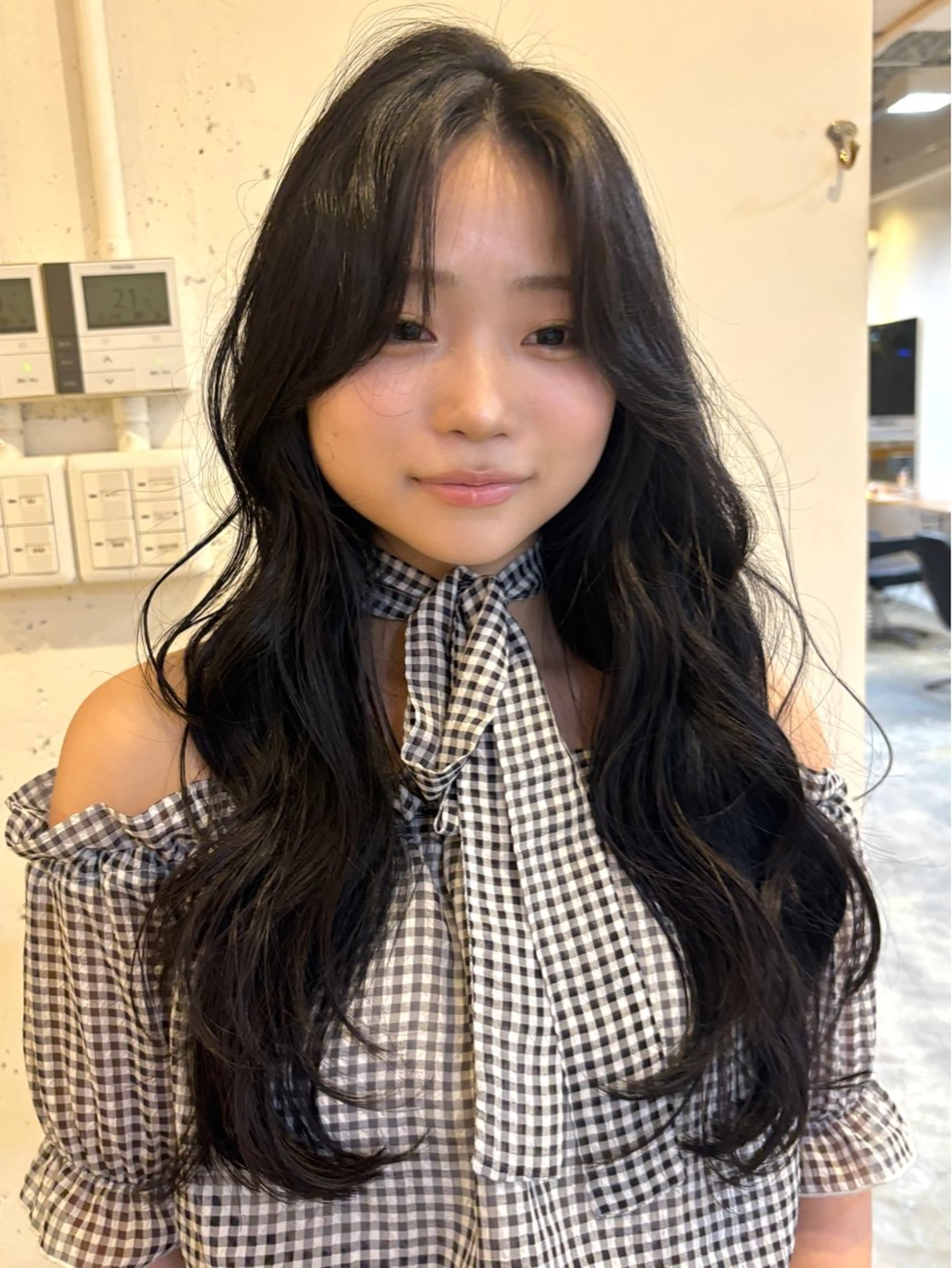 ロング カラー カット ヘアカラー トリートメント RIN／韓国ヘア レイヤーカットのヘアスタイル