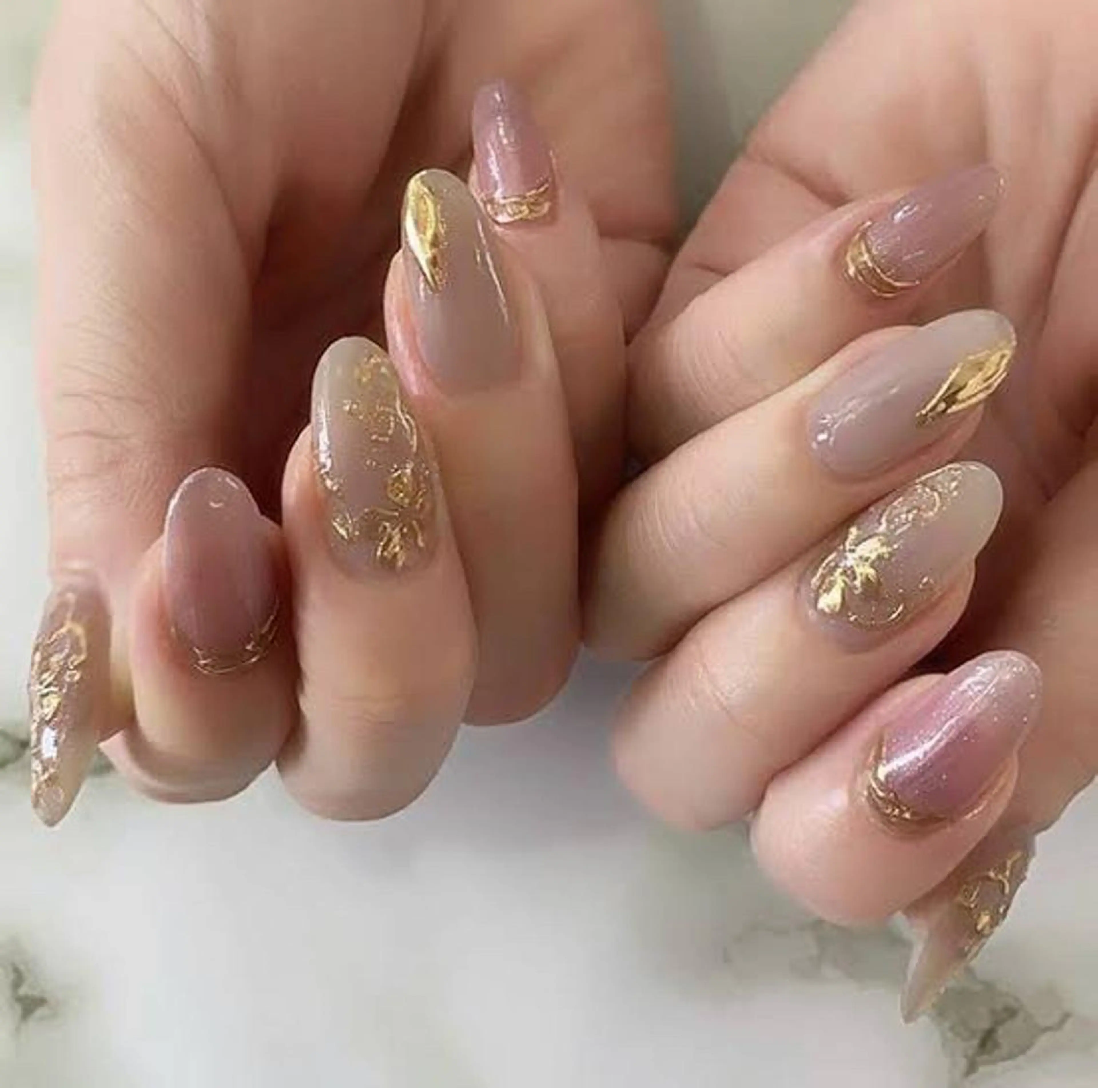 ネイル 持ち込み ニュアンスネイル ハンドネイル Mon trésor所属・Montrésor 名古屋ネイルサロンのネイルデザイン