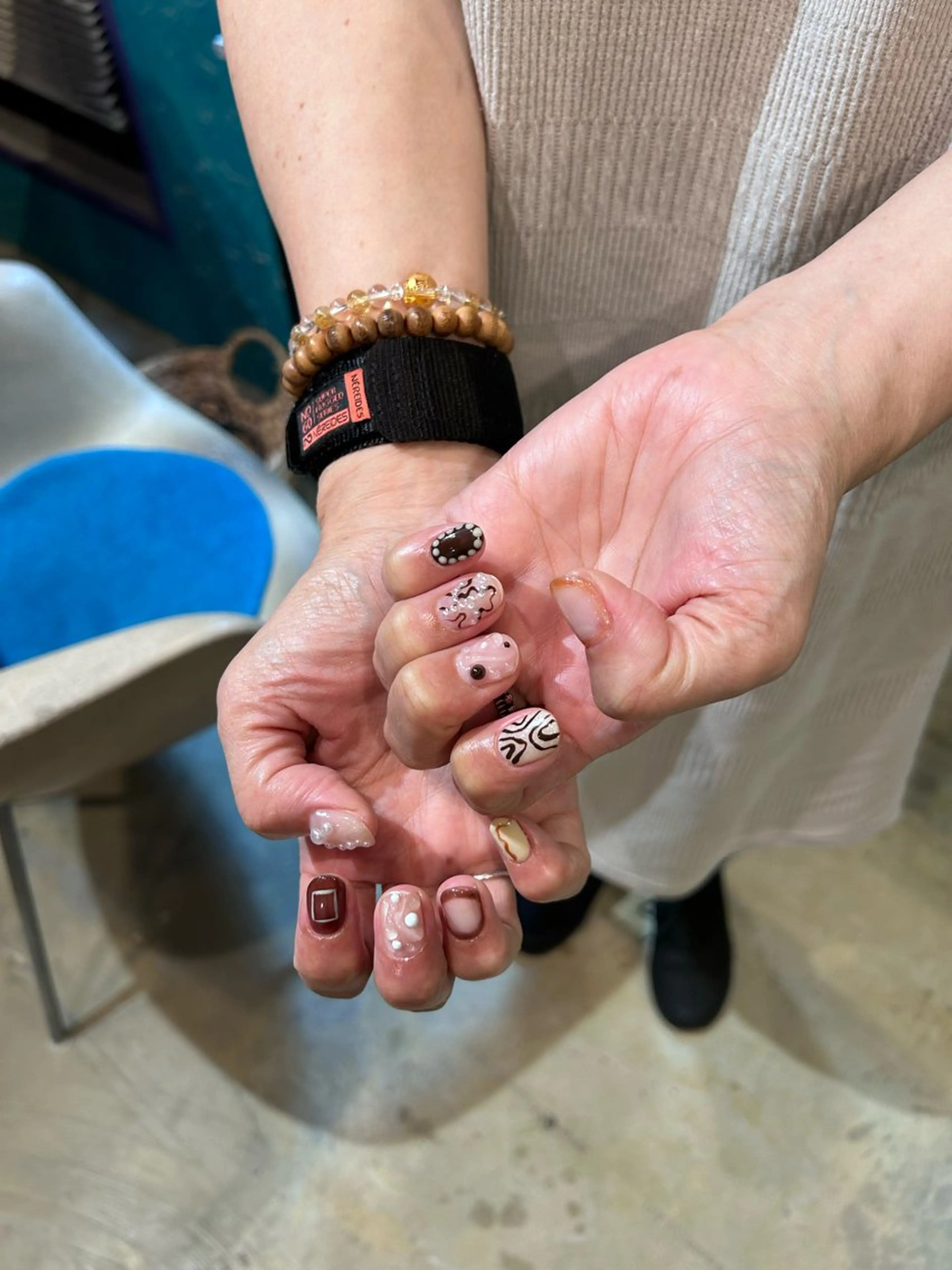 ネイル ハンドネイル キラキラオメメ みずなのネイルデザイン