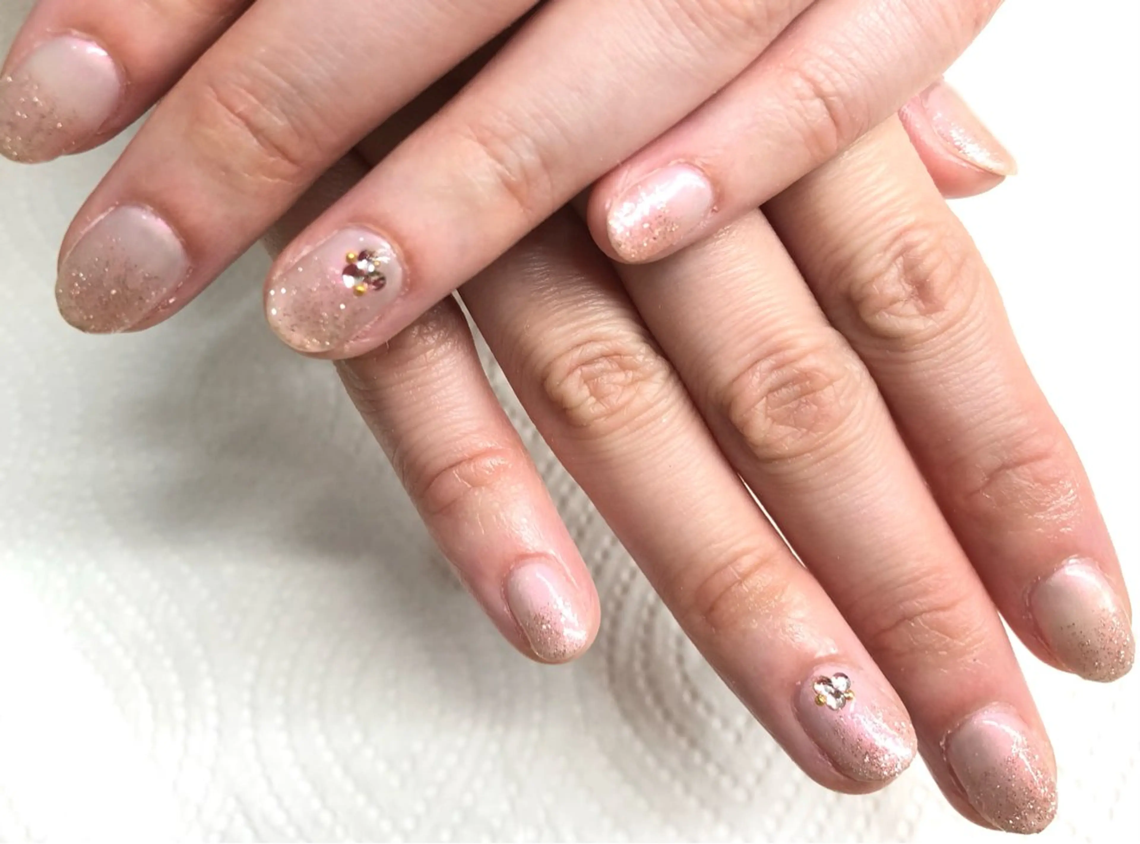ネイル ラメ(グリッター) シンプルネイル ストーンネイル M&Y nailsalonのネイルデザイン