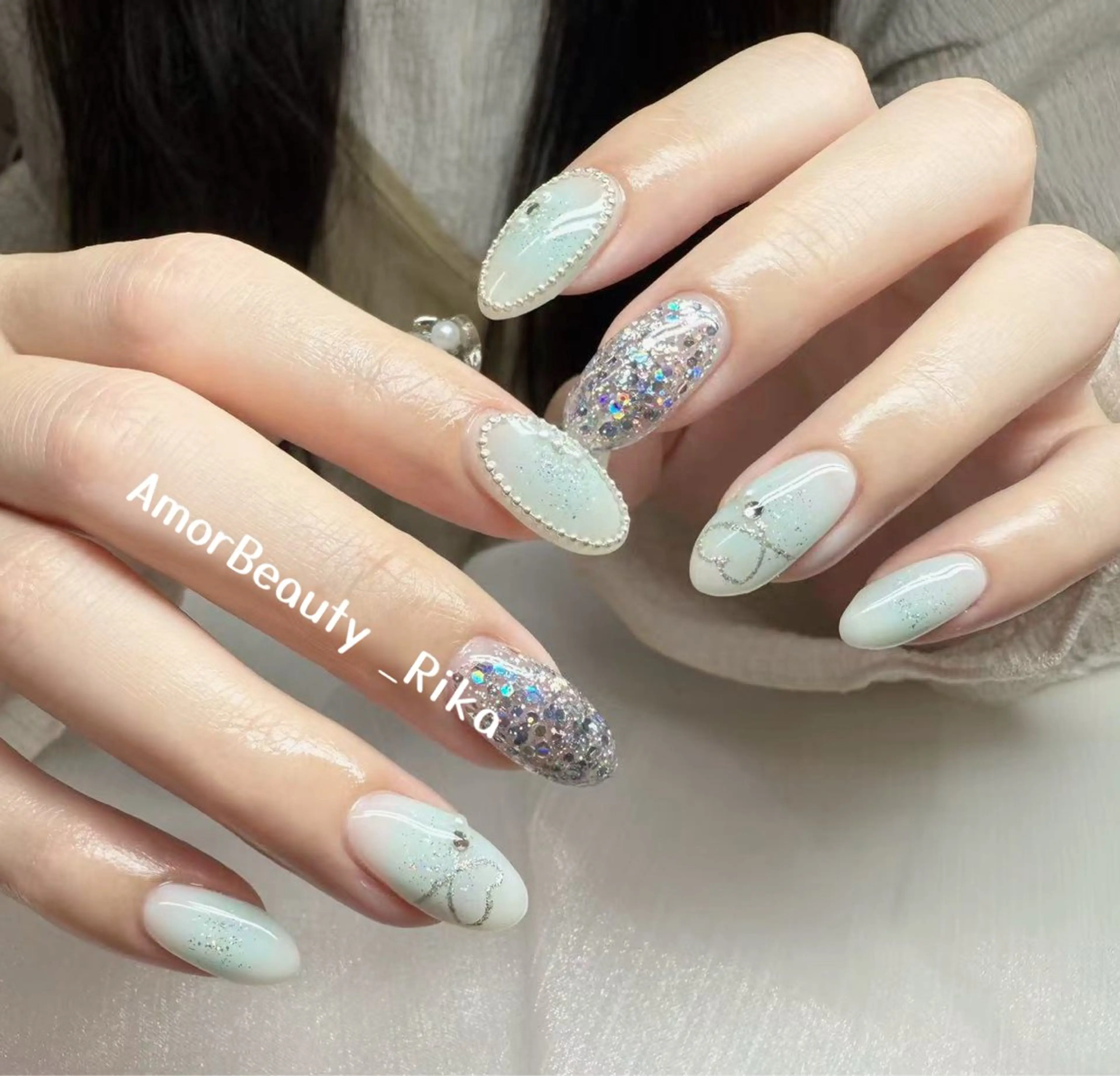 ネイル Kaka_ パラジェル、長さだしのネイルデザイン