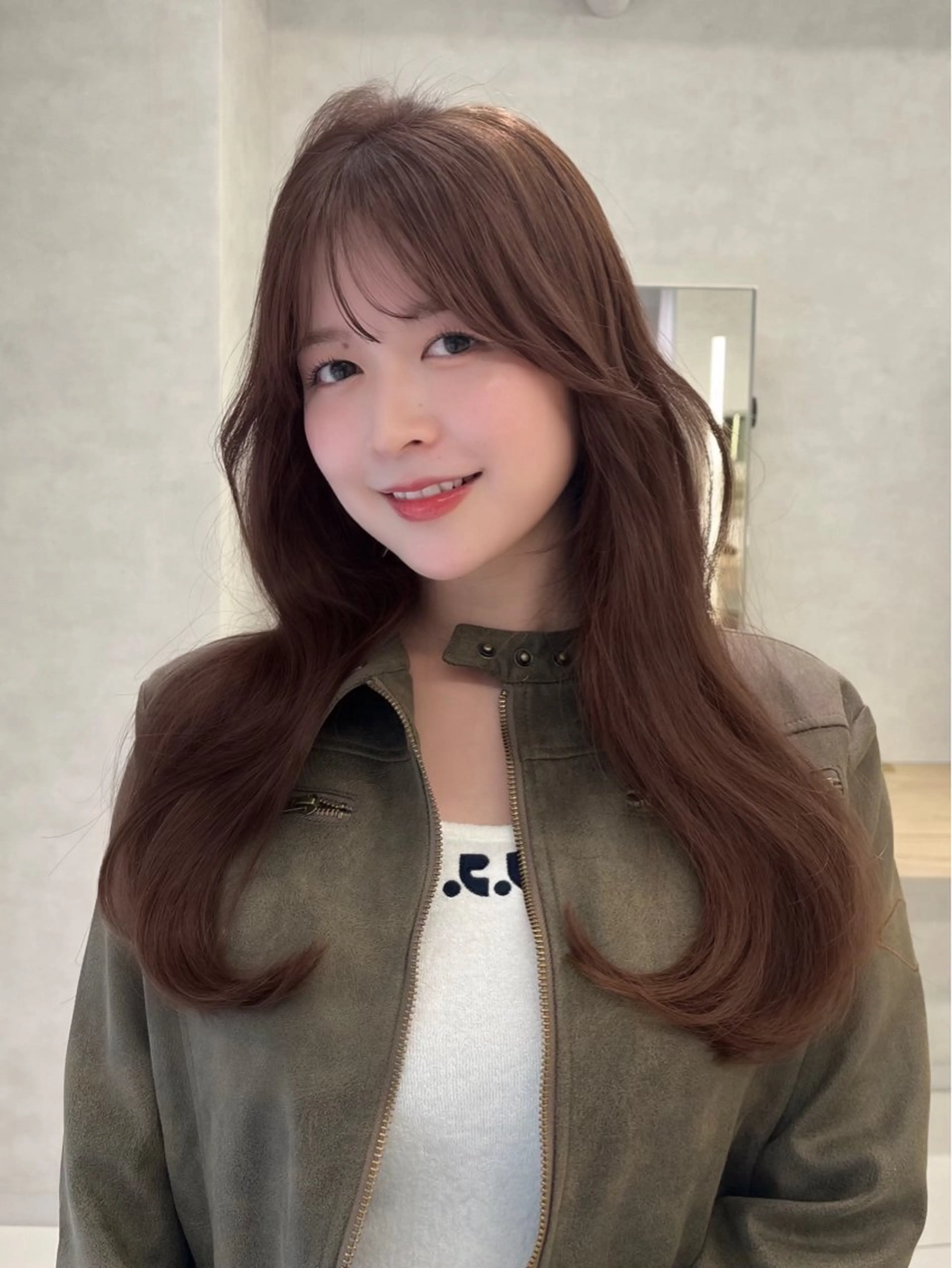 🇰🇷🖤韓国ヘア🖤カット＋艶髪カラー+プレトリートメント※ミディアム​〜​ロングの方限定の写真