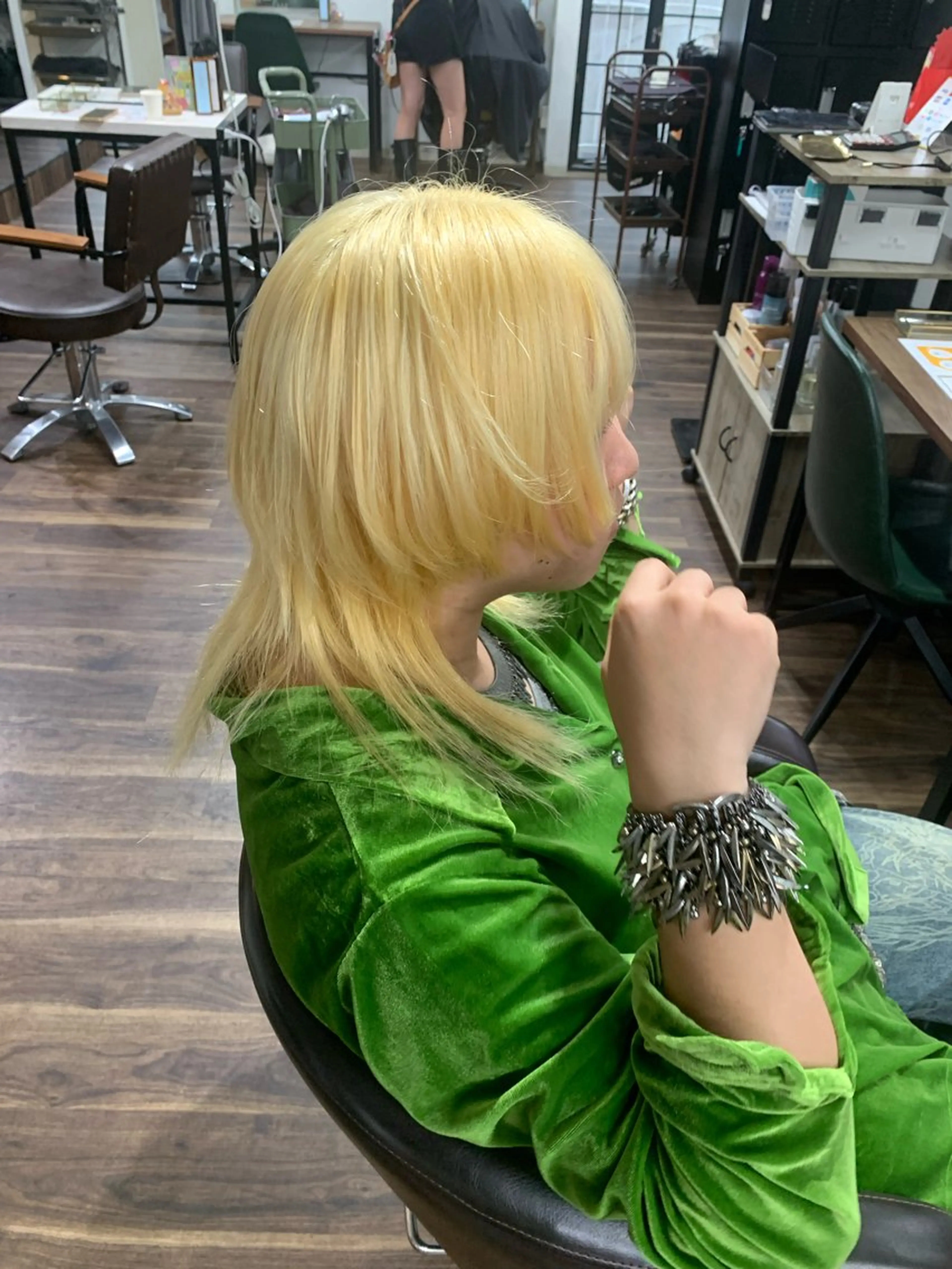 カラー メンズ 深野 ちさとのヘアスタイル
