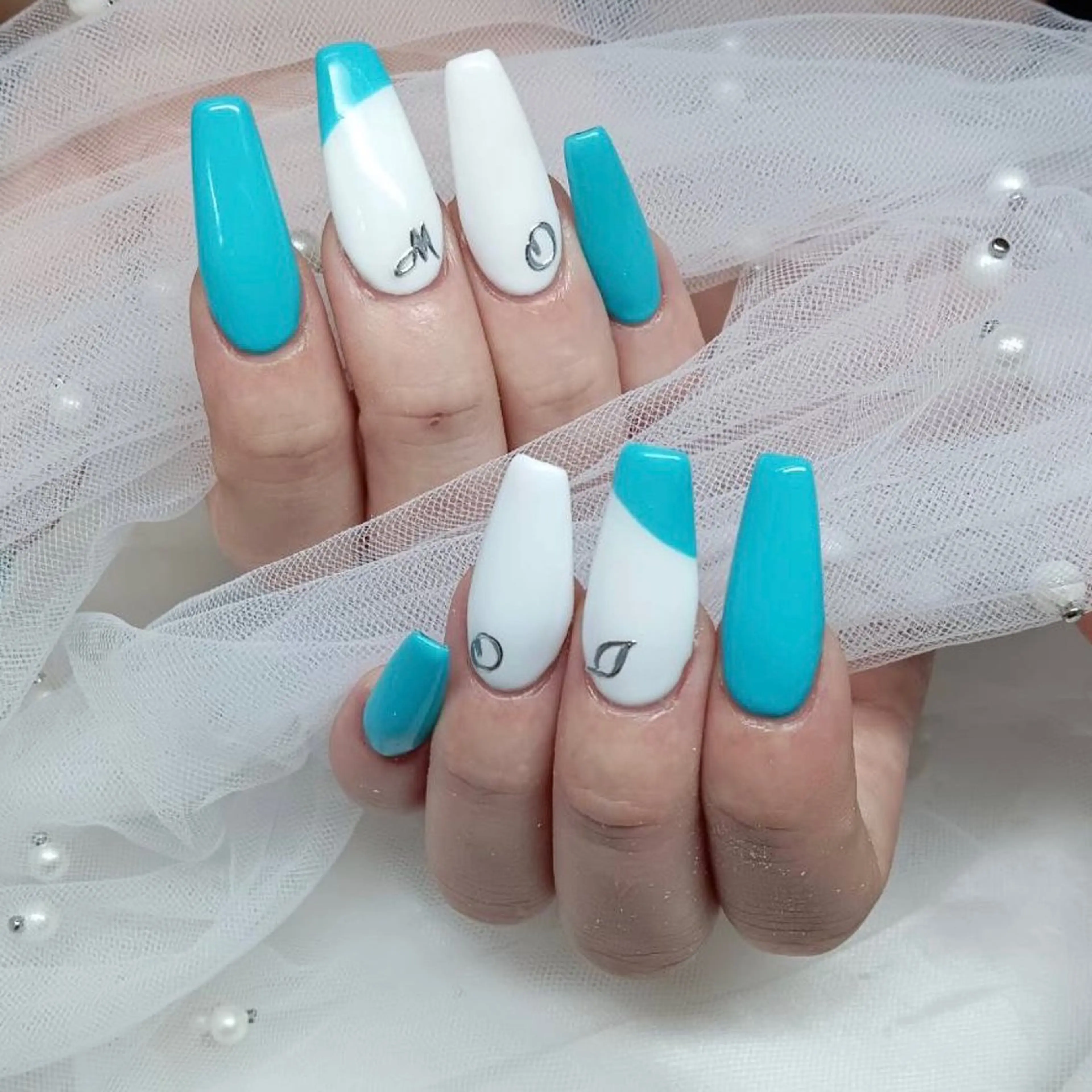 ネイル ハンドネイル 金井 奈々のネイルデザイン