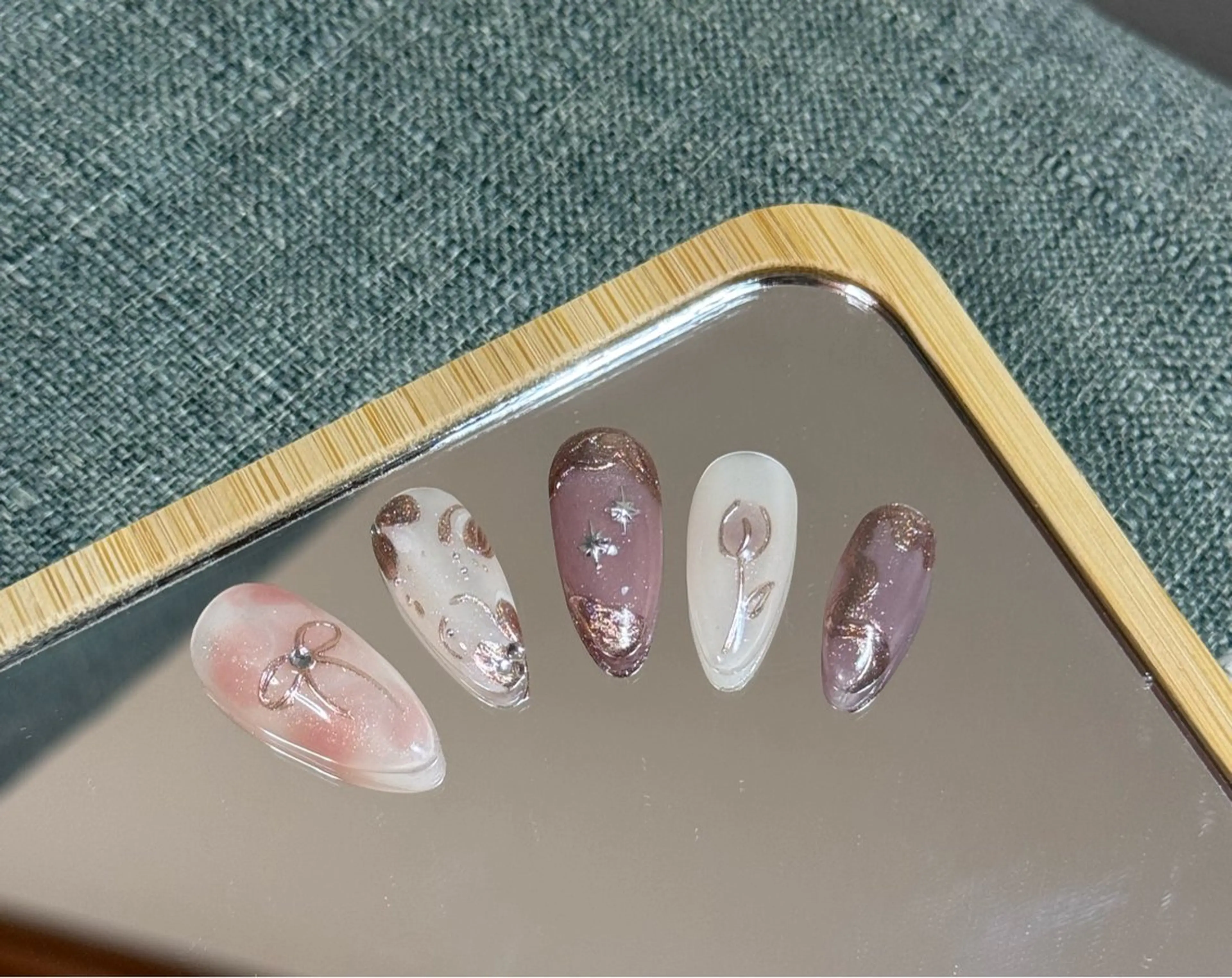 ネイル チャ ミーのネイルデザイン