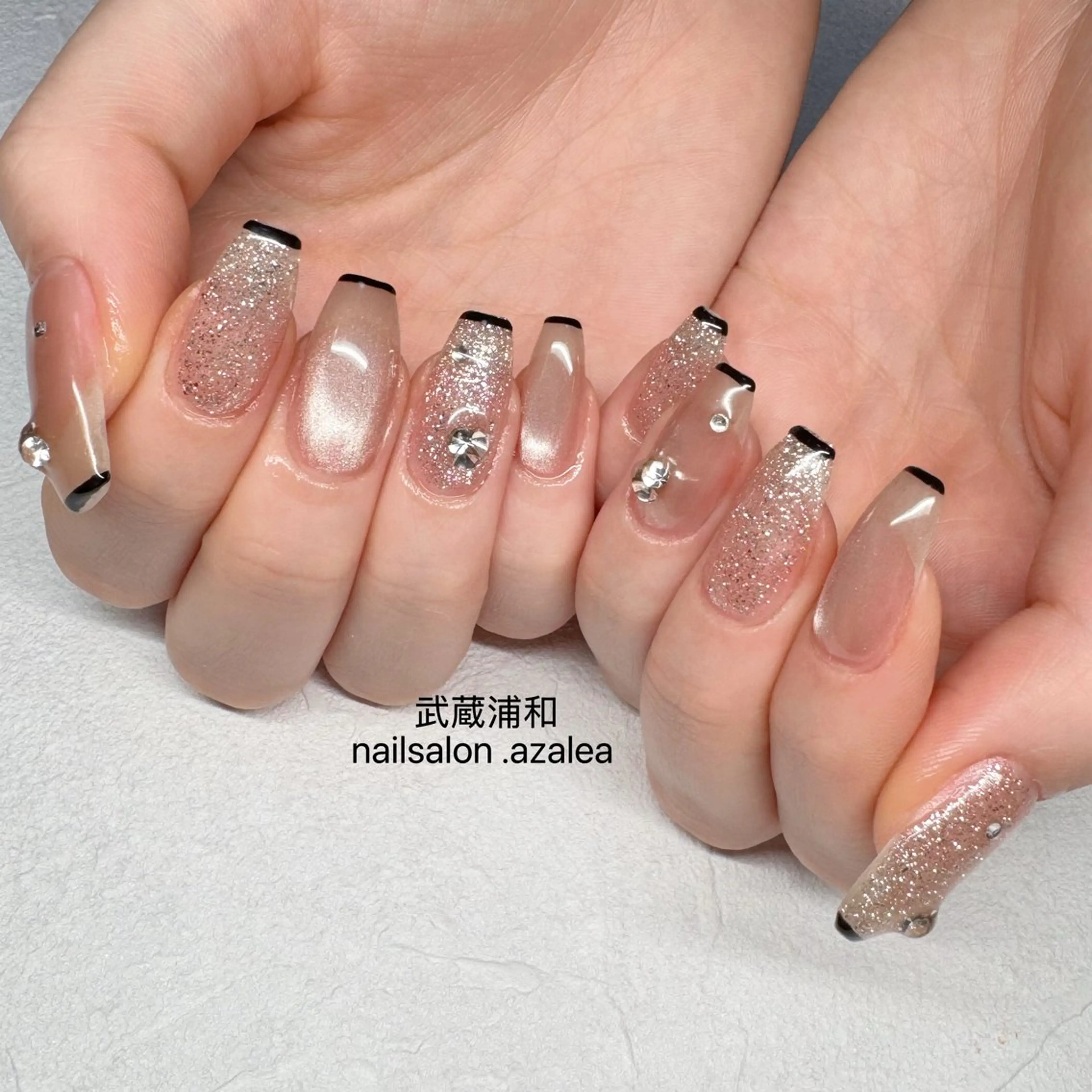 ネイル ハンドネイル R inのネイルデザイン