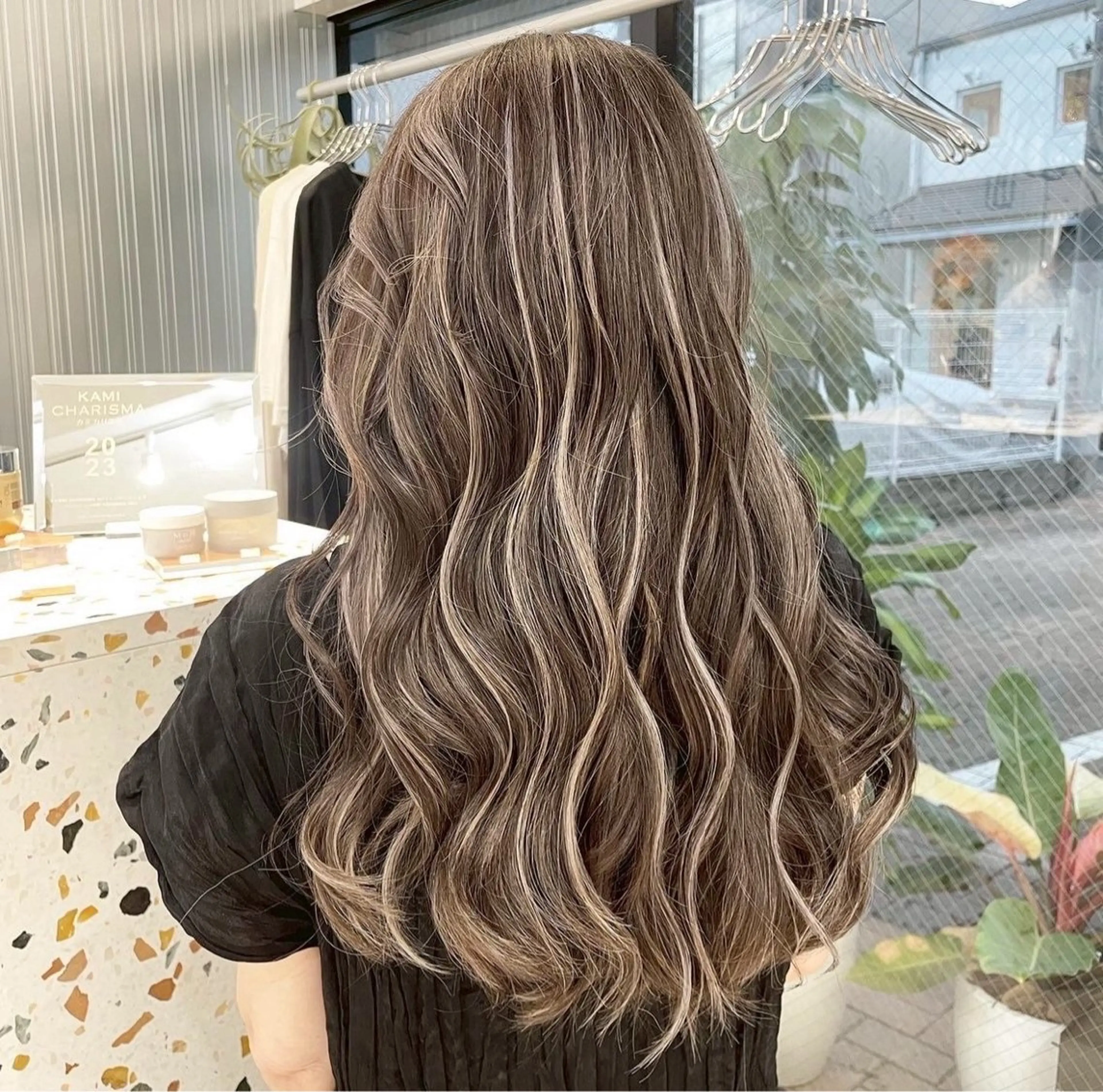 ロング カラー 外国人風カラー ヘアカラー 表参道/ハイライト バレイヤージュのヘアスタイル