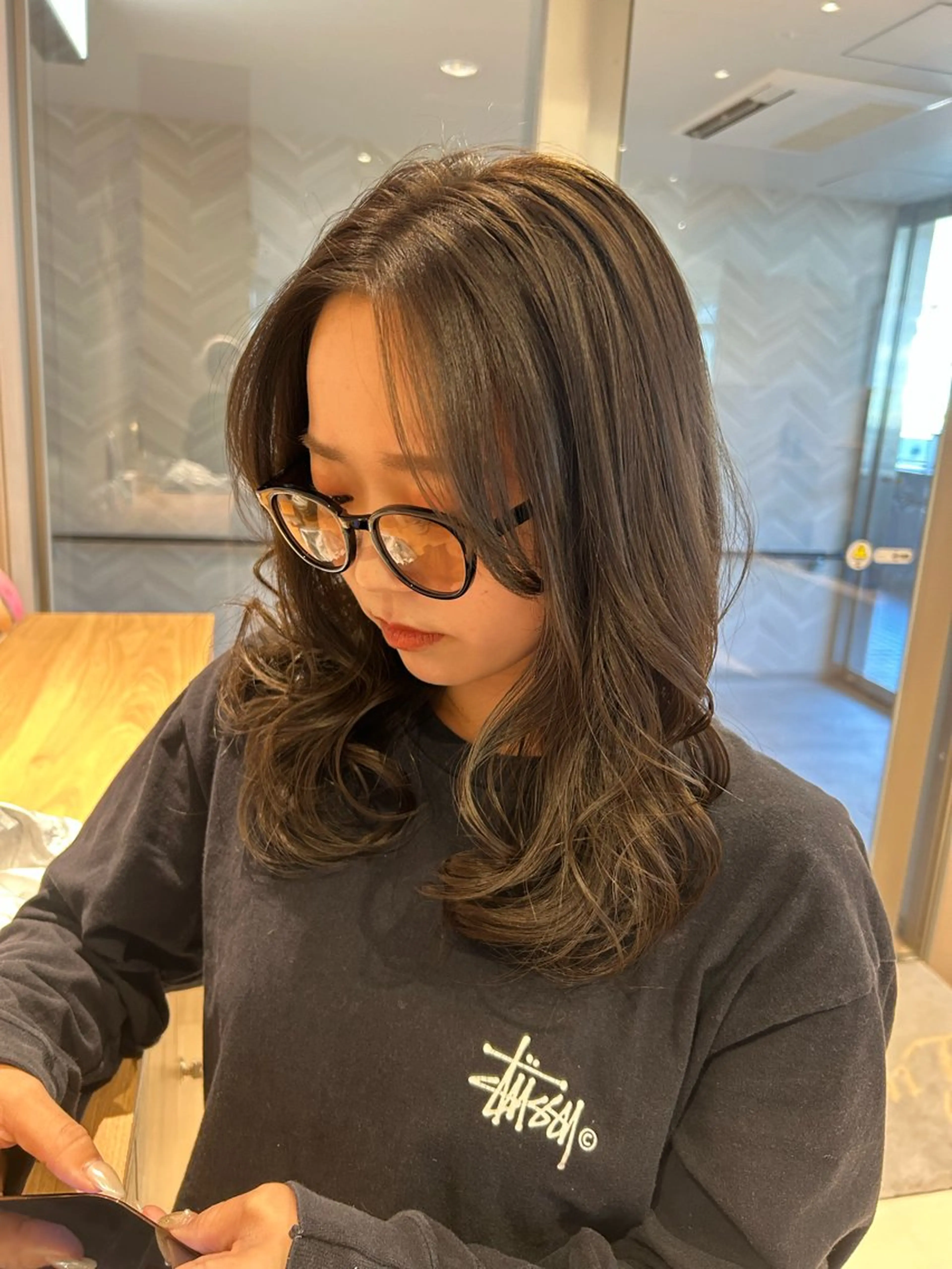 ミディアム カラー 透明感カラー グレージュ オリーブグレージュ オリーブグレー koya🦖 大宮美容室のヘアスタイル