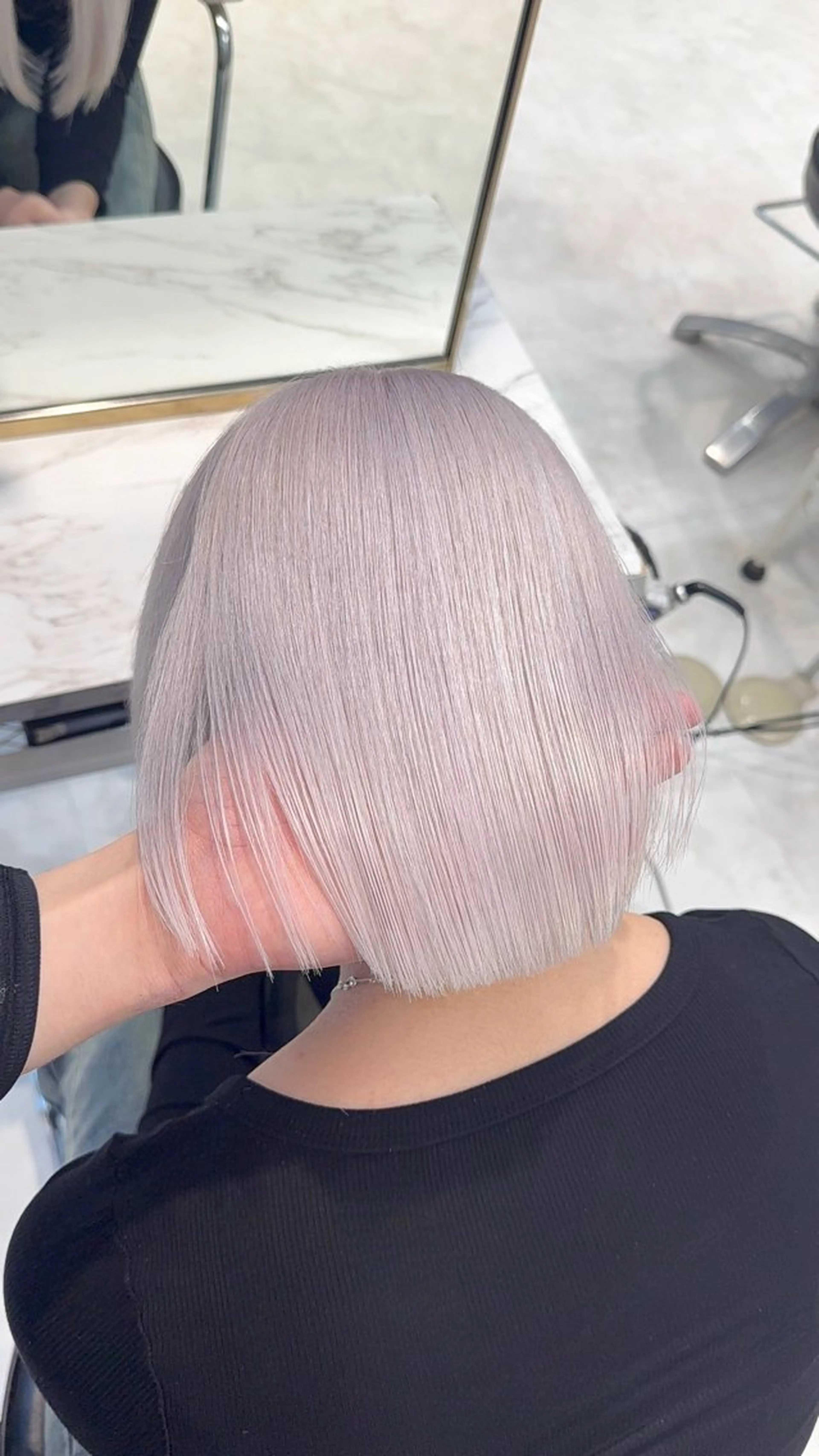 ショート カラー ヘアカラー トリートメント ヘアセット 【縮毛矯正ブリーチ】 MANATO🐦‍⬛のヘアスタイル