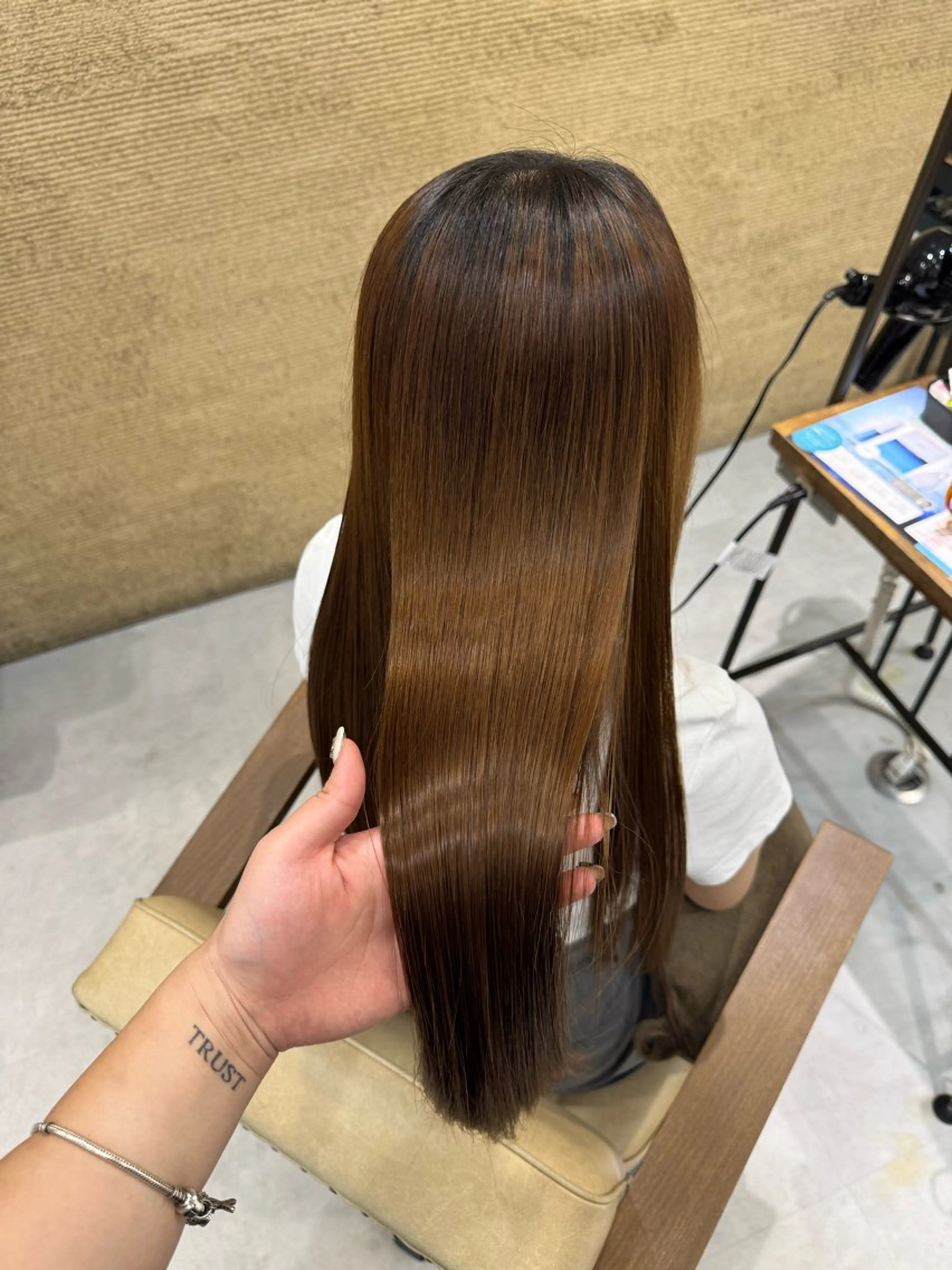 ロング 縮毛矯正 トリートメント Ouka/Wカラー/ 大人艶カラーのヘアスタイル