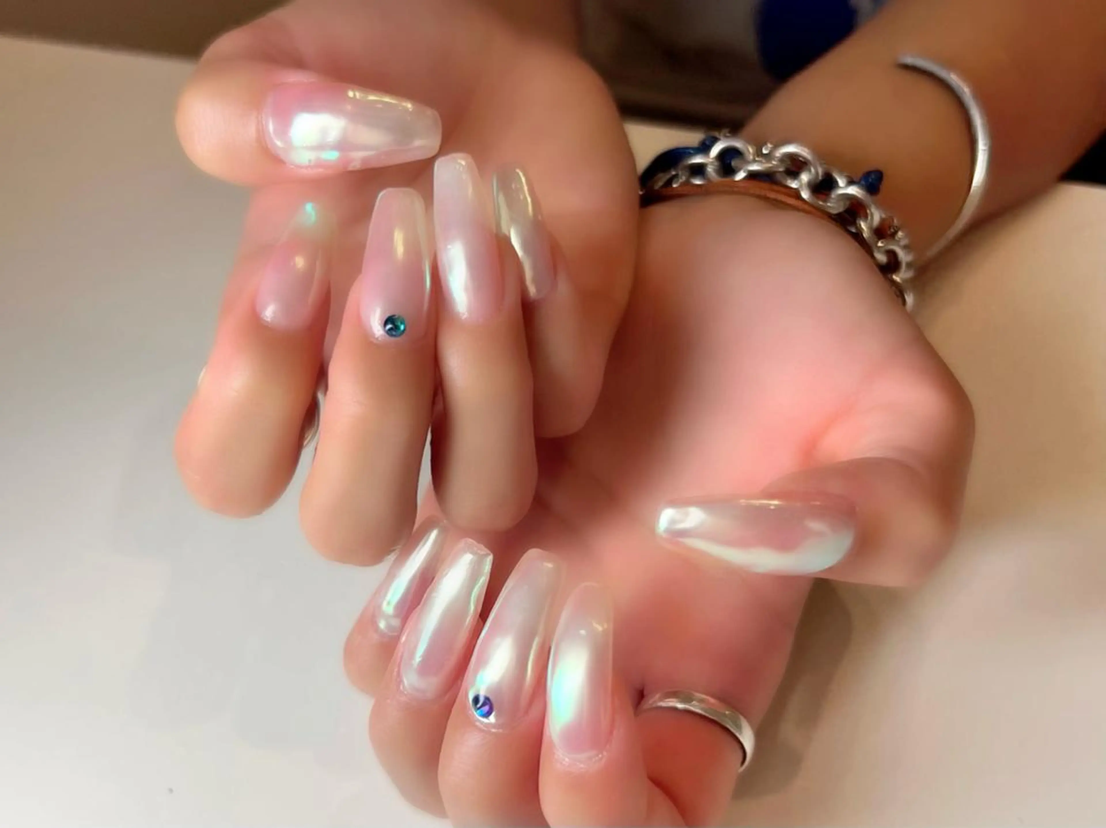 ロング ONIKA Nail 青山通り店所属・ONIKA Nail 表参道A4徒歩2分のネイルデザイン