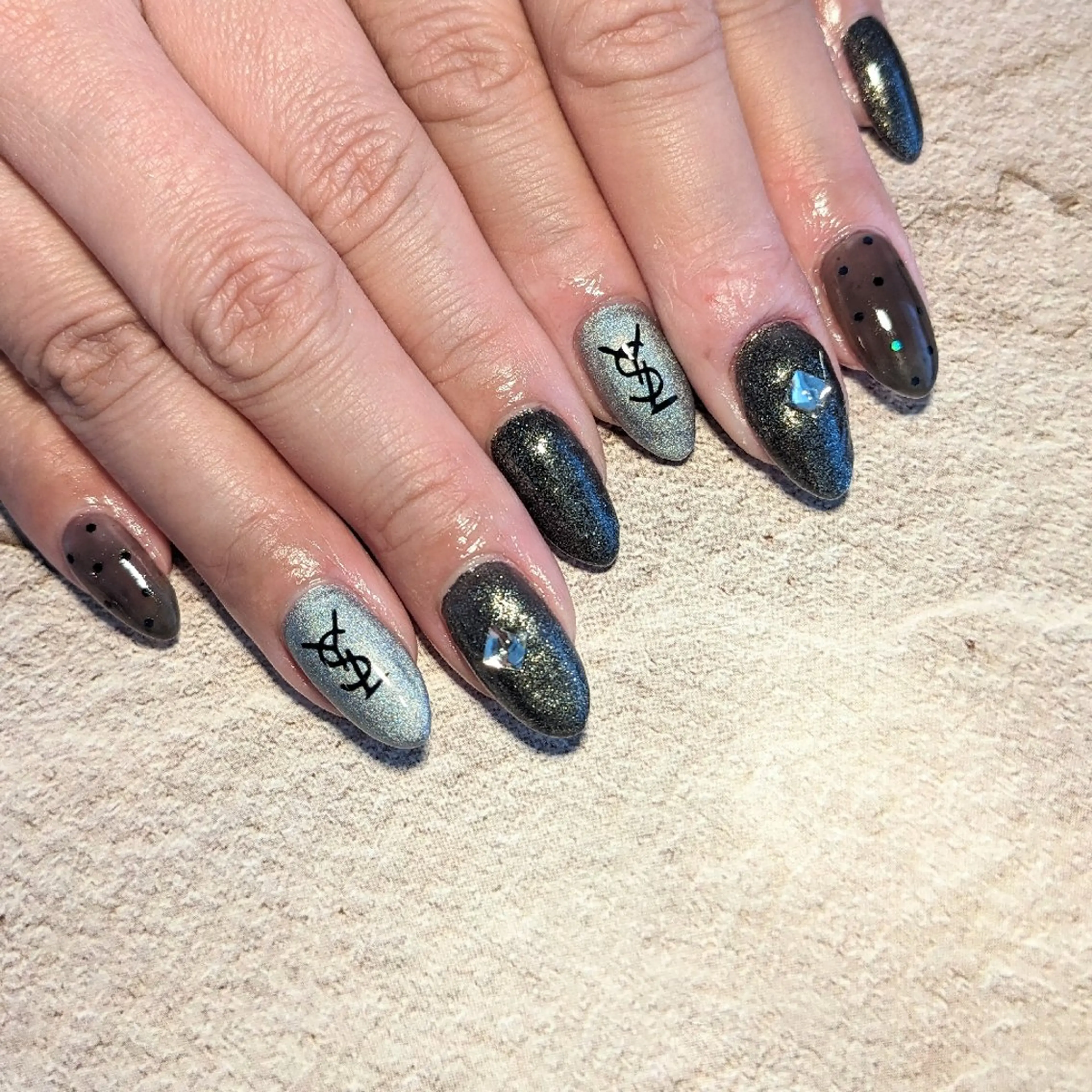 ネイル ｱｲﾗｯｼｭ ﾈｲﾙ ｻﾛﾝ つけるのマツエク・マツパデザイン