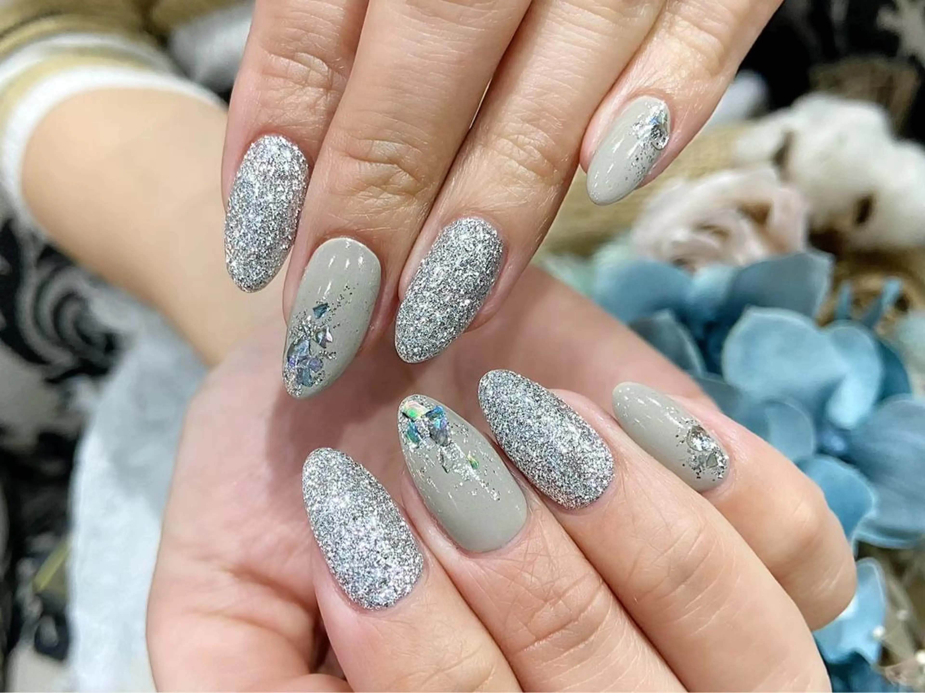 ネイル キラキラネイル ハンドネイル nailsalon mintのネイルデザイン