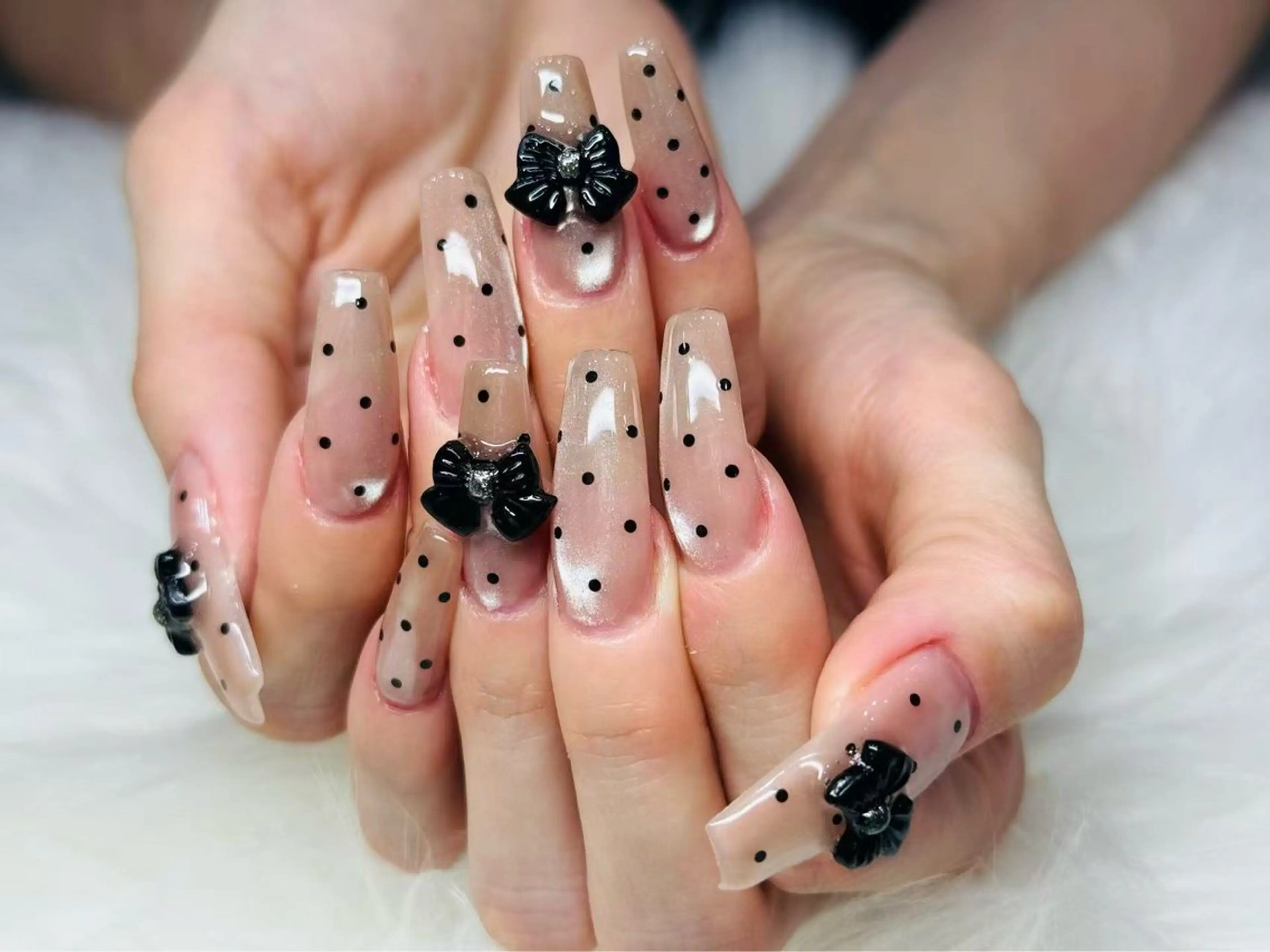 ネイル H’ami nailsalon 新大久保店所属・リサ 長さだし✨のネイルデザイン