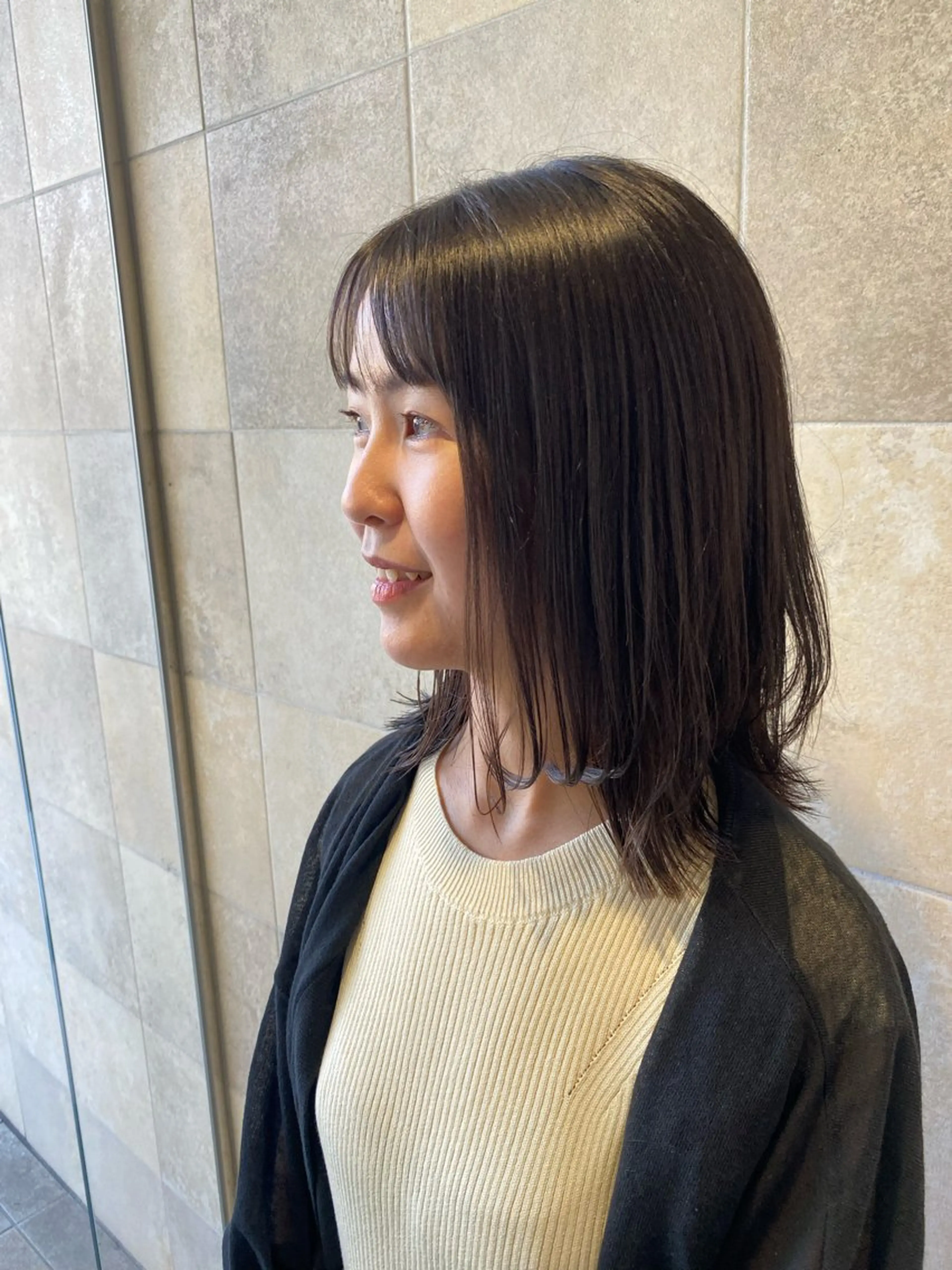 ミディアム くびれヘア 艶髪/透明感/ 三宅晴香のヘアスタイル