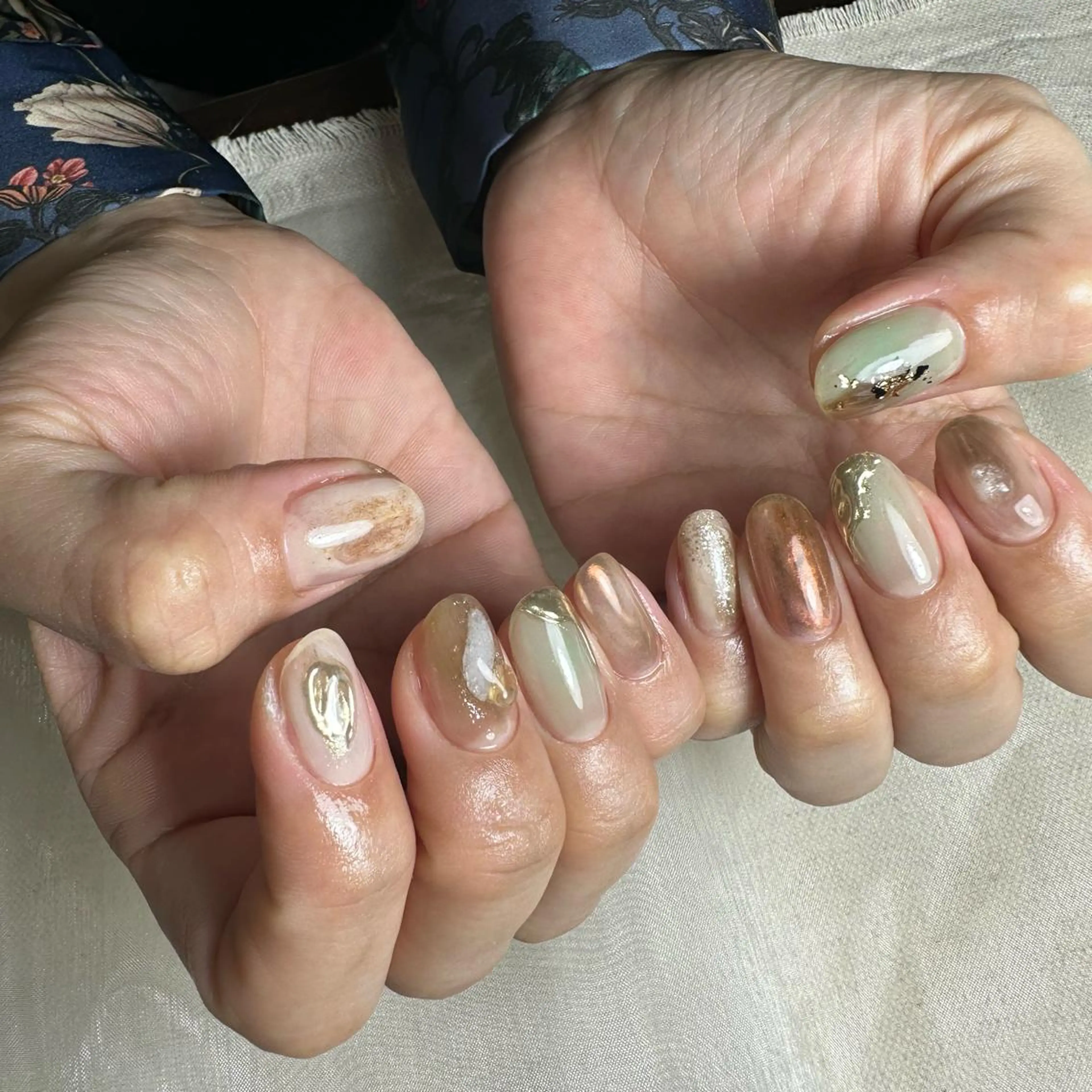 ネイル ハンドネイル repos~ルポ~所属・里見 麗のネイルデザイン