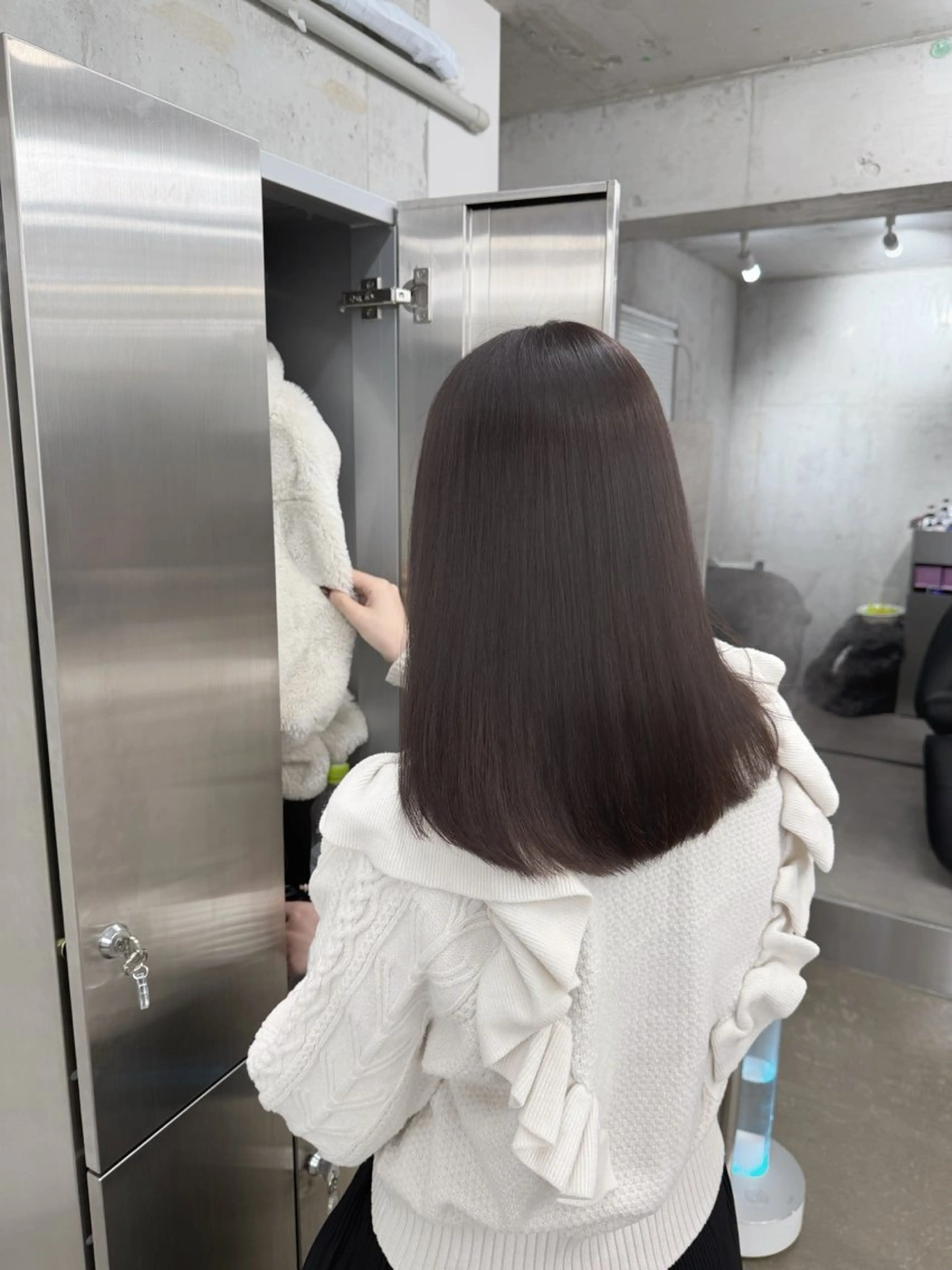 ミディアム カラー グレージュ カット ヘアカラー トリートメント 高橋大樹/グレージュ 透明感/髪質改善のヘアスタイル