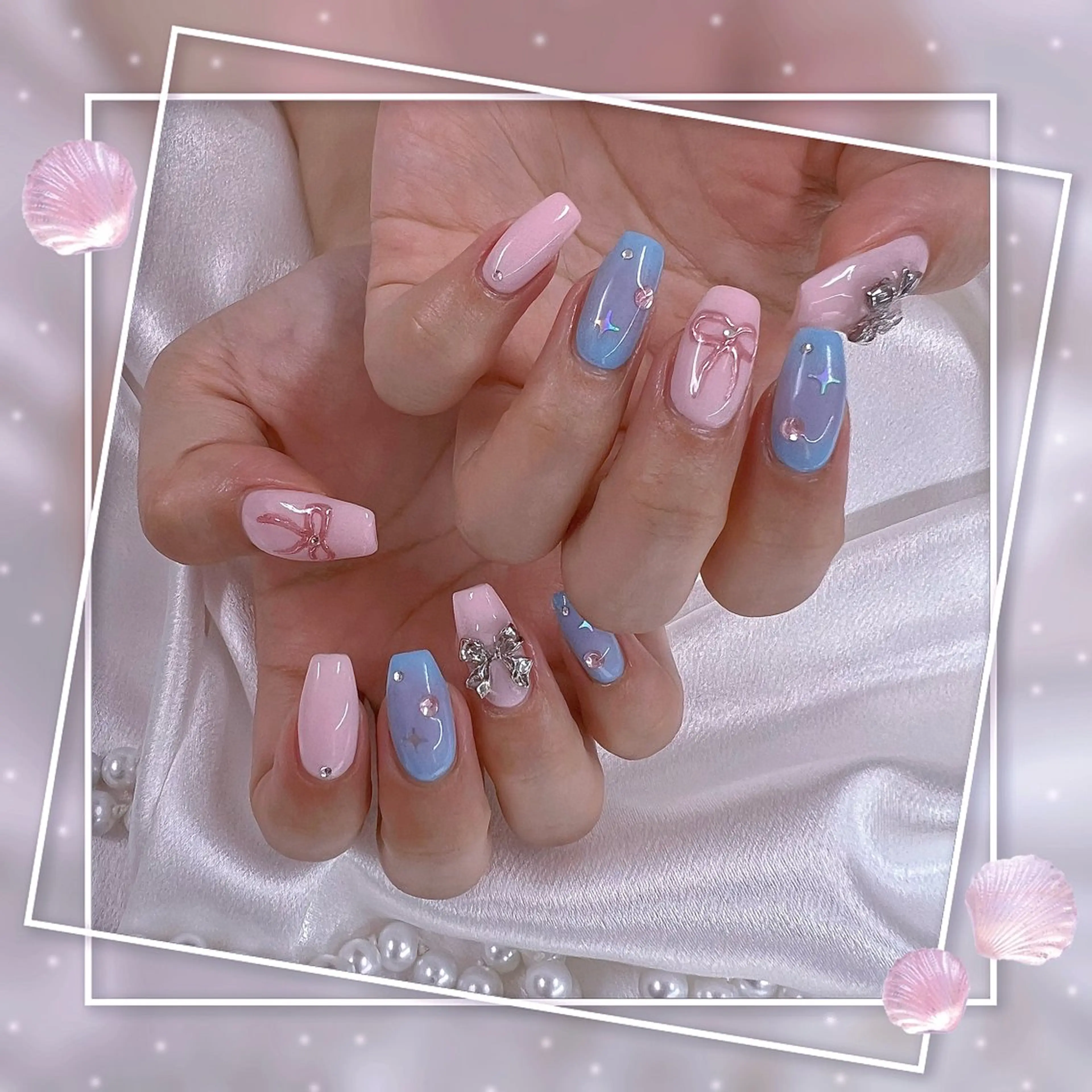 ネイル フレンチネイル グラデーション キラキラネイル 韓国ネイル マグネットネイル ハンドネイル ハンドケア Chill Nailsalonのネイルデザイン