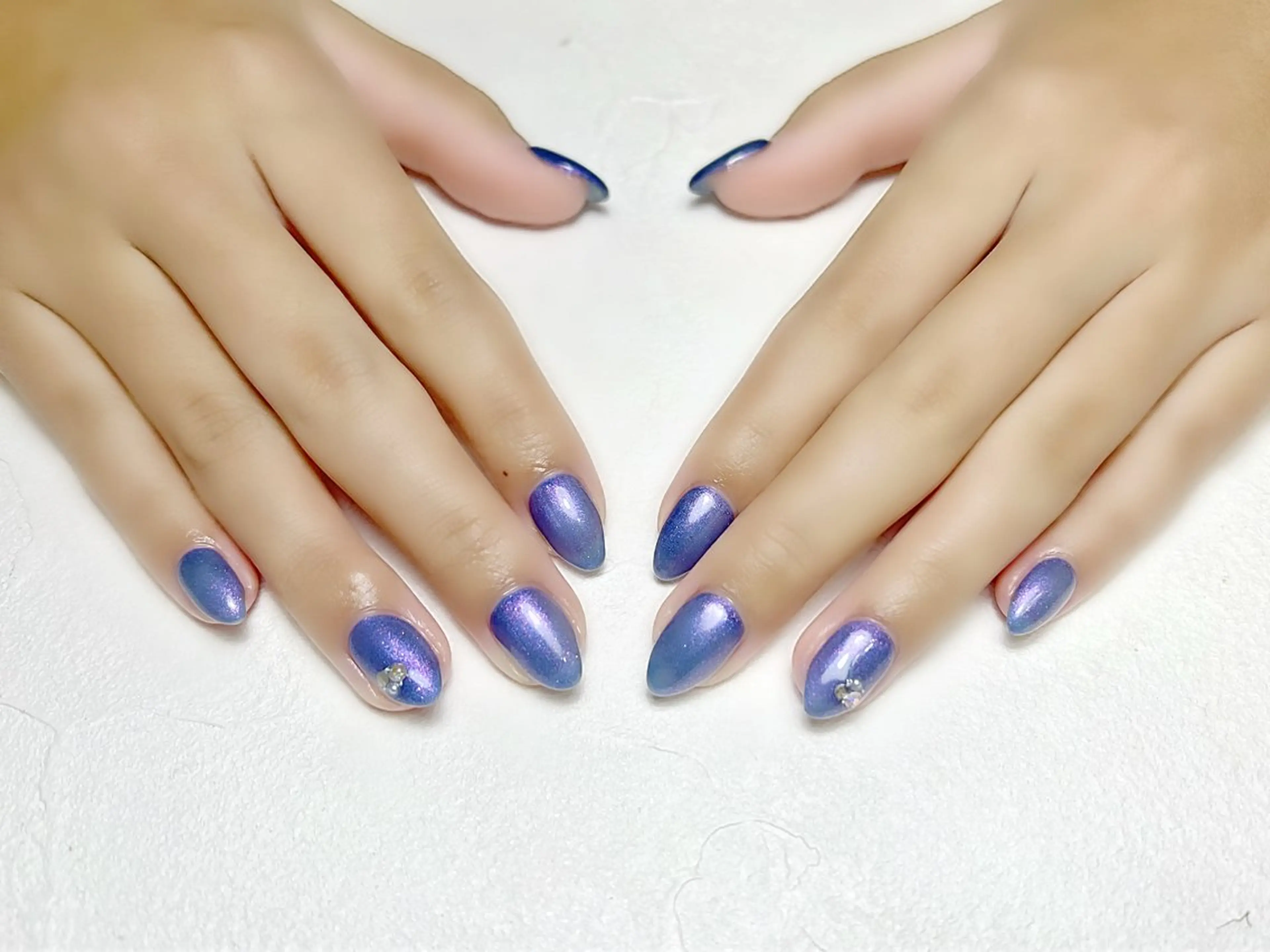 ネイル アートネイル ラメ(グリッター) オフィスネイル rouse nail RISATOのネイルデザイン