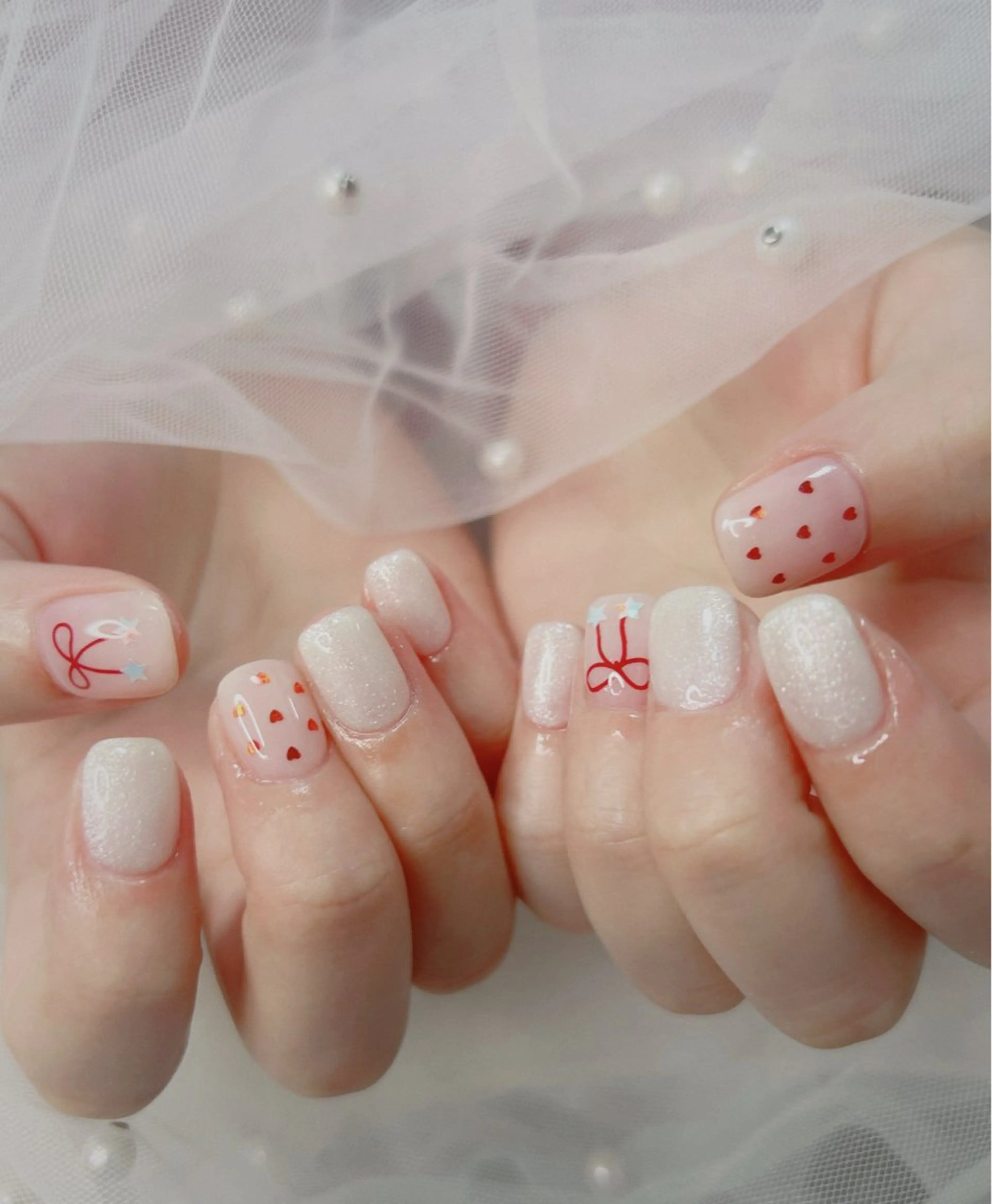 ネイル オーロラネイル 長さ出し フットネイル 韓国ネイル ラメ(グリッター) ハンドネイル 👍thumbs up nail👍のネイルデザイン