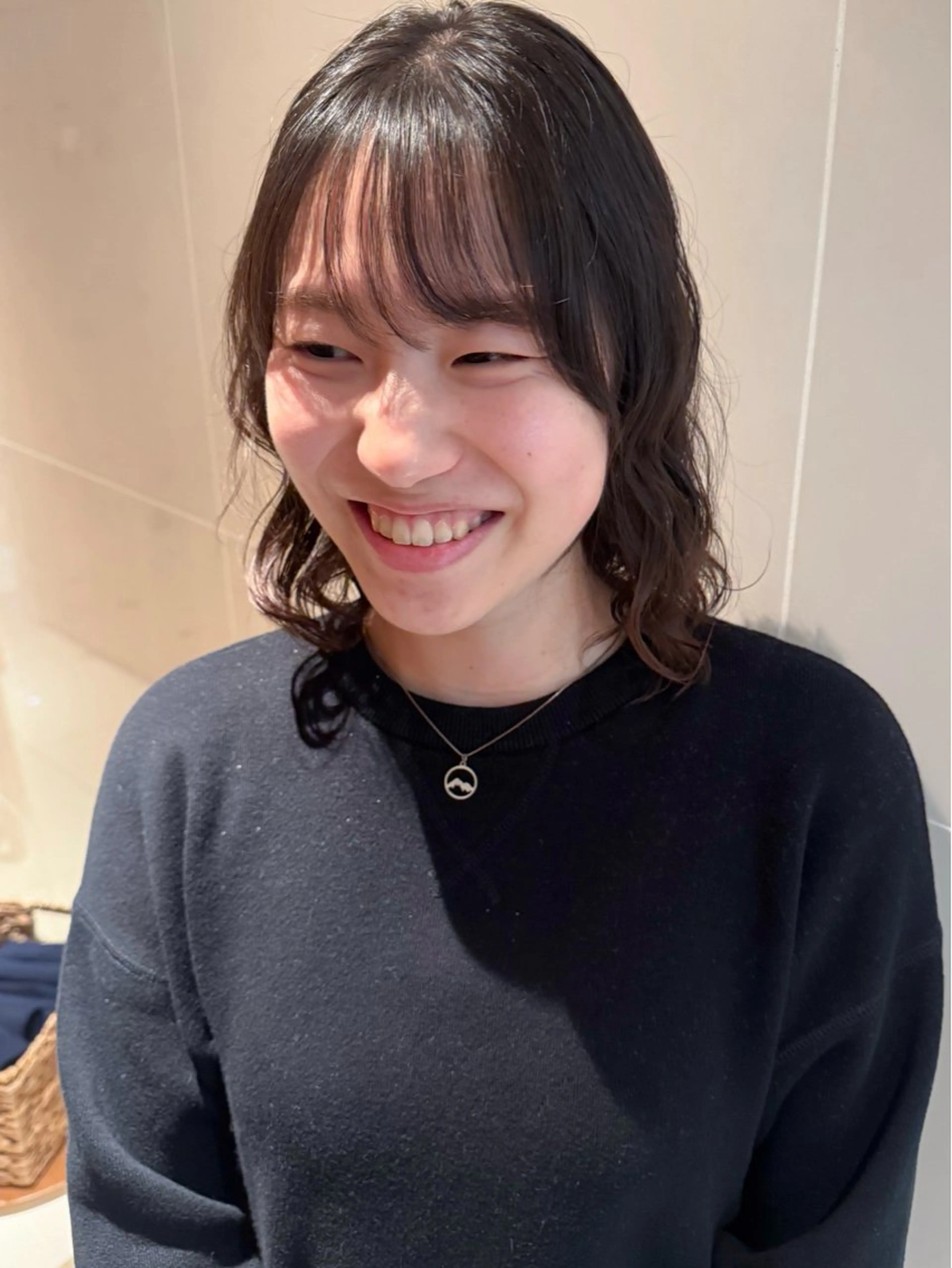 ミディアム カラー パーマ カット パーマ 大橋 芽衣のヘアスタイル