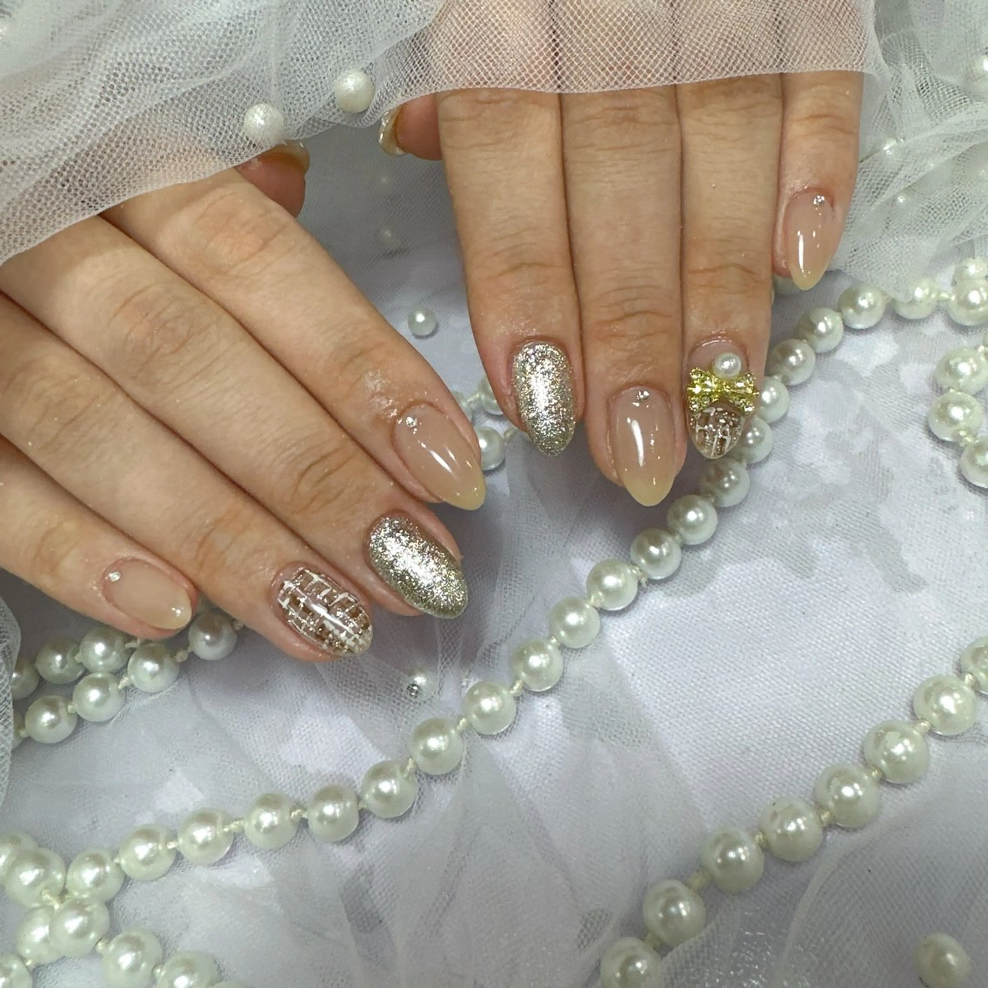 ネイル アートネイル フラッシュネイル フレンチネイル ジェルネイル ガラスフレンチ ハンドネイル You&Me Miyuのネイルデザイン