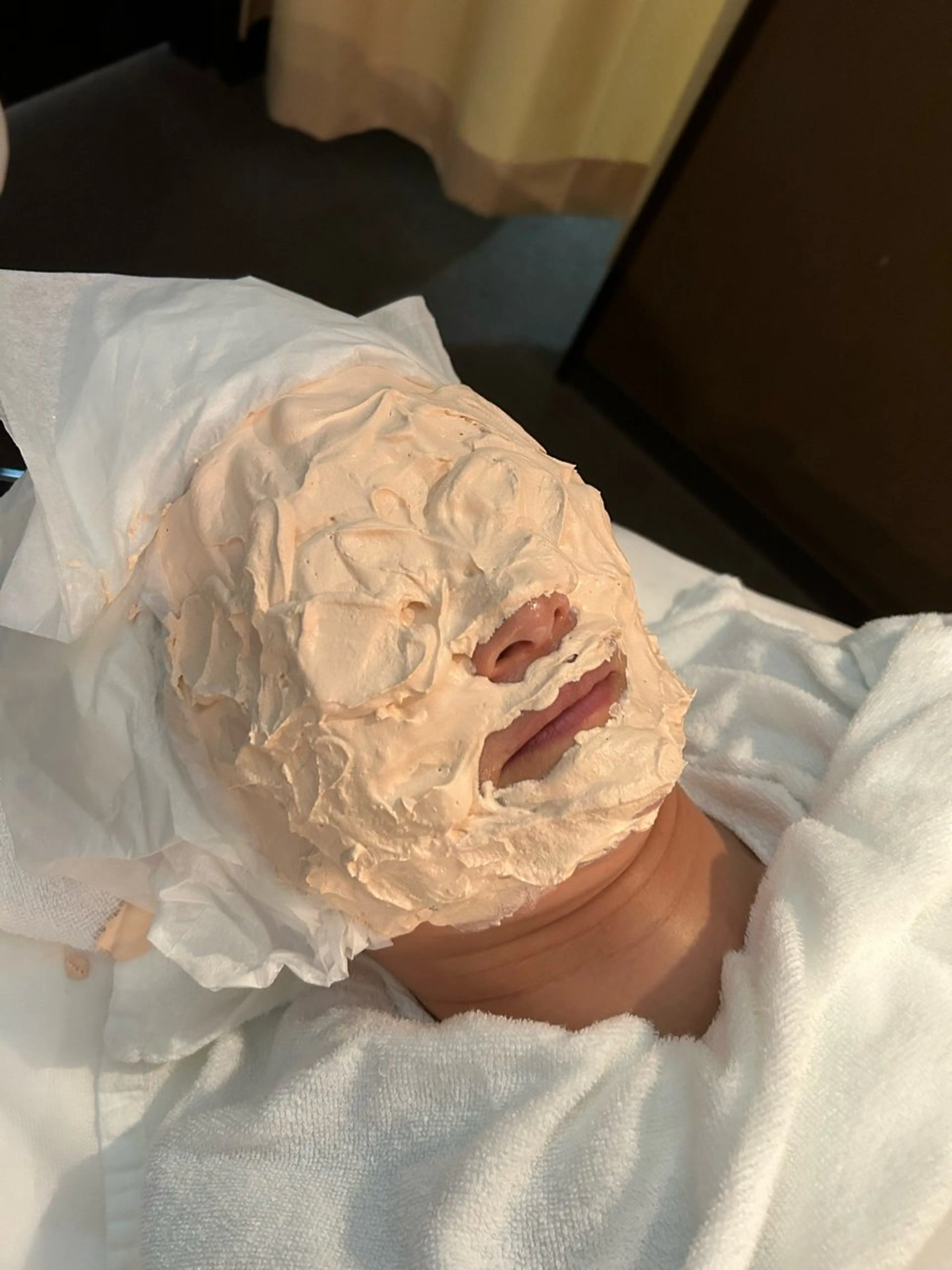 石膏パックの写真