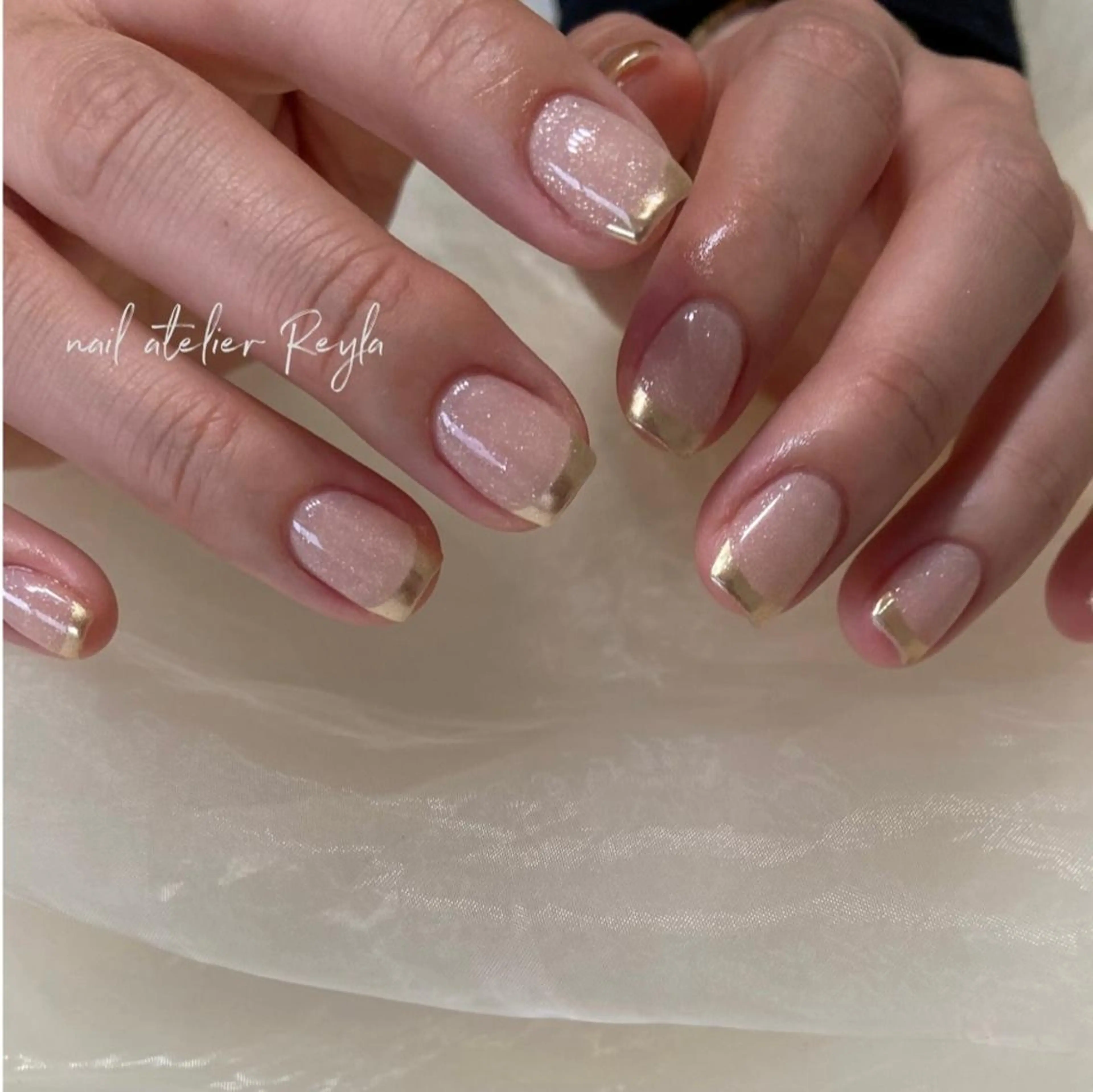 ネイル ミラーネイル ハンドネイル atelier Reylaのネイルデザイン