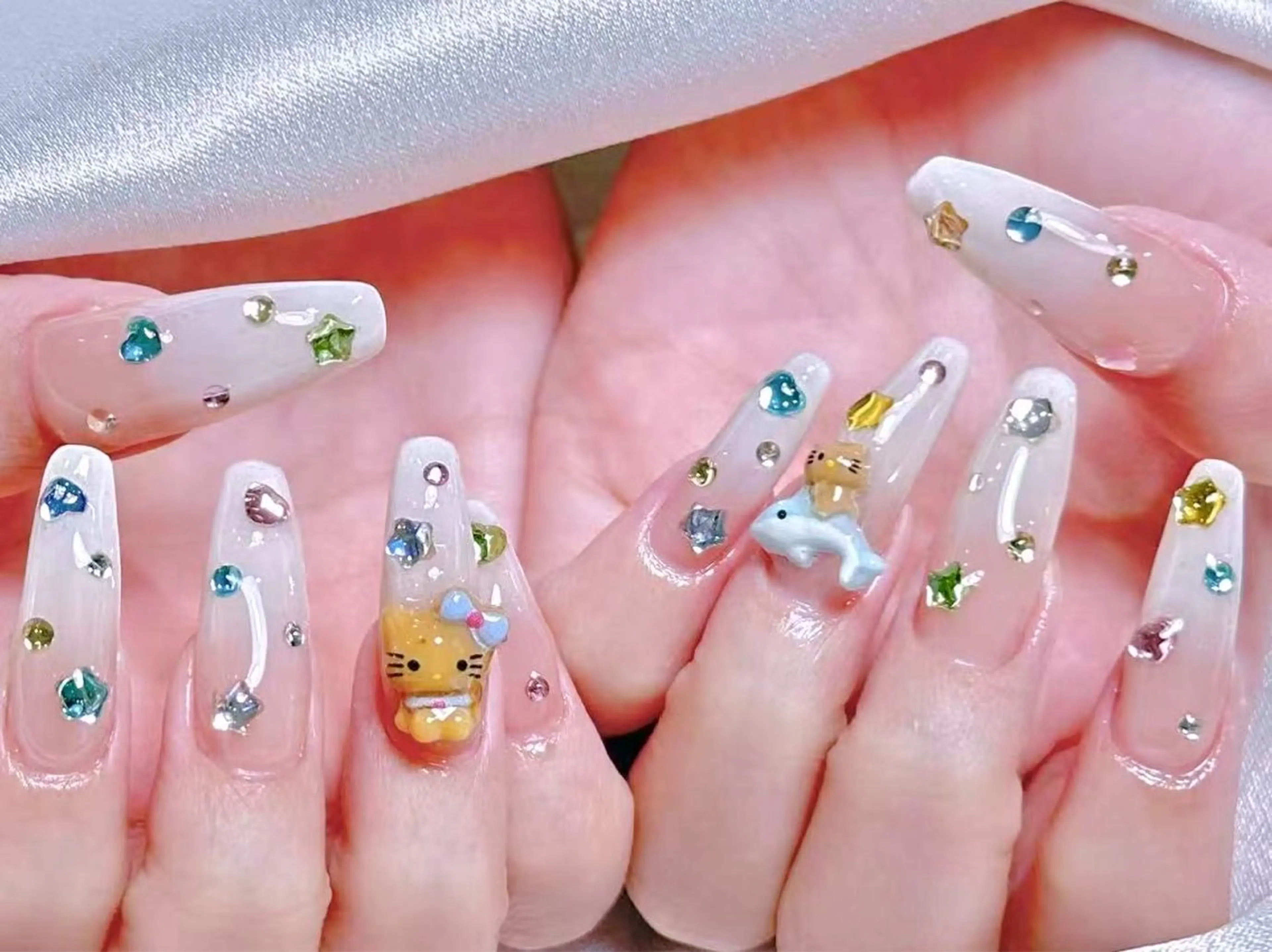 ネイル ハンドネイル リン リンのネイルデザイン