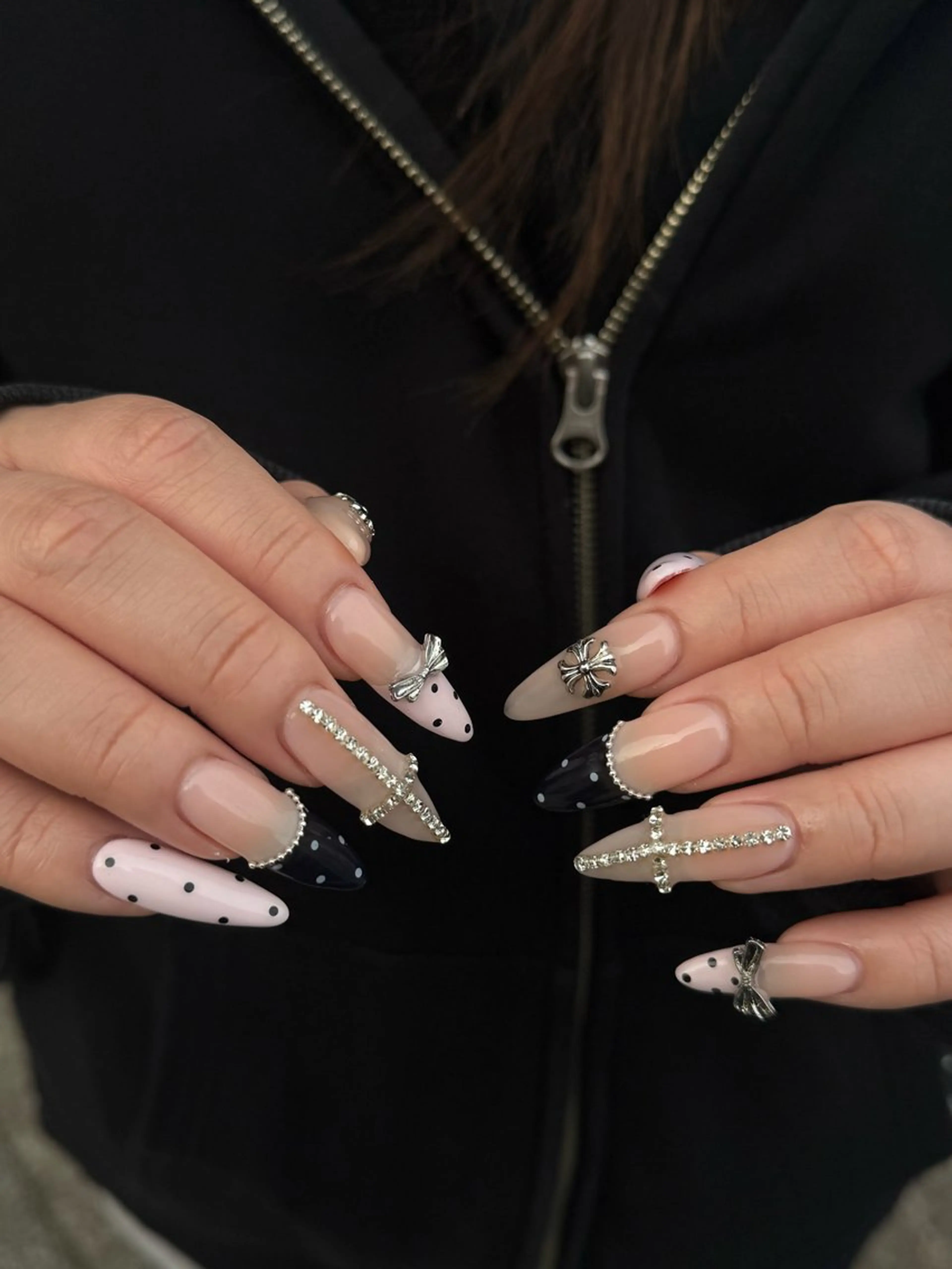 ネイル Mizushina Manamiのネイルデザイン