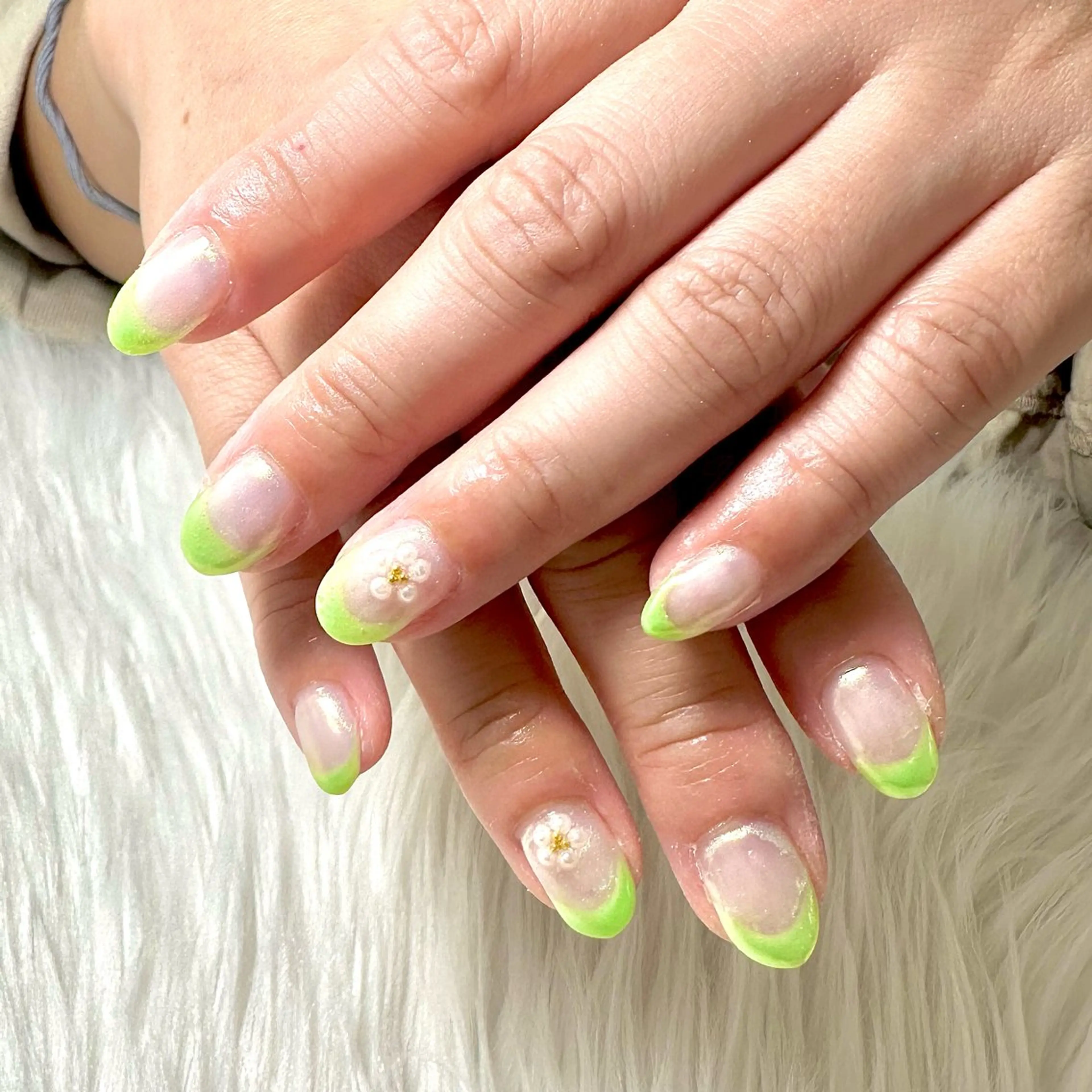 ネイル フレンチネイル ハンドネイル Heartnail Hino Reinaのネイルデザイン