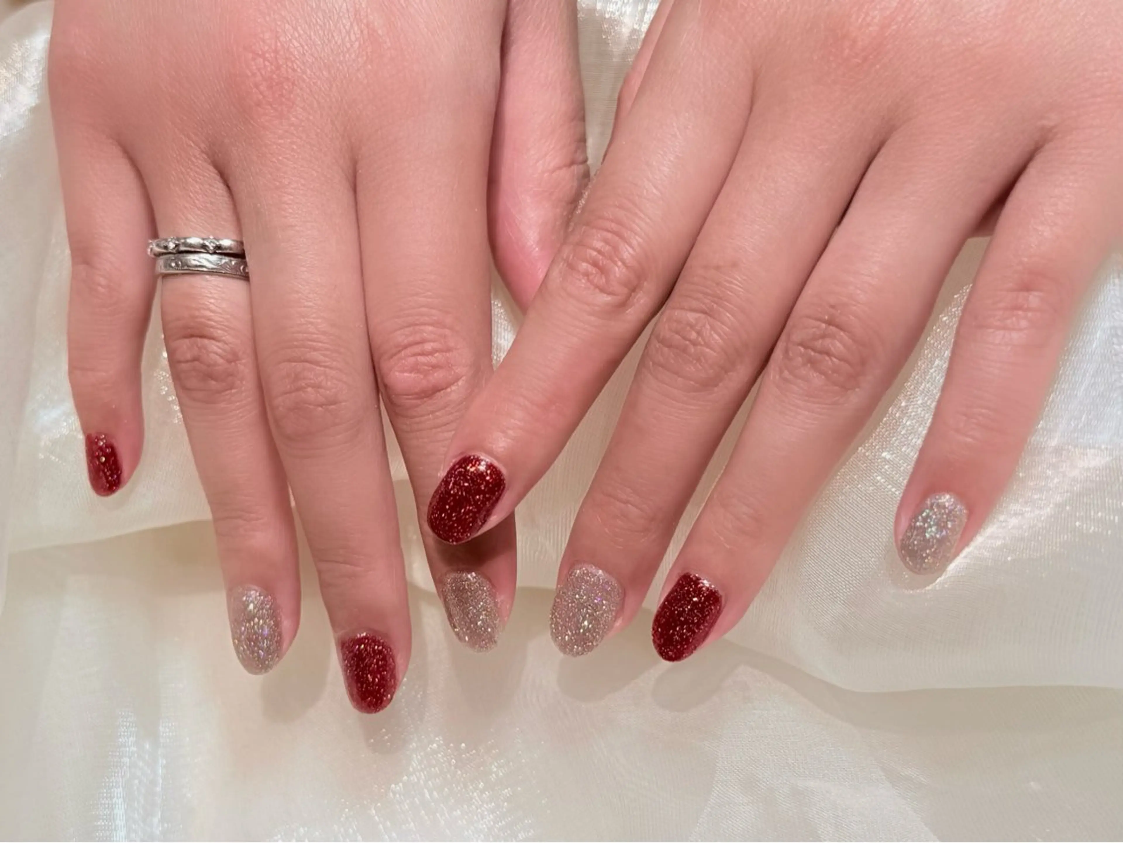 ネイル ハンドネイル ヨウ キョウセンのネイルデザイン