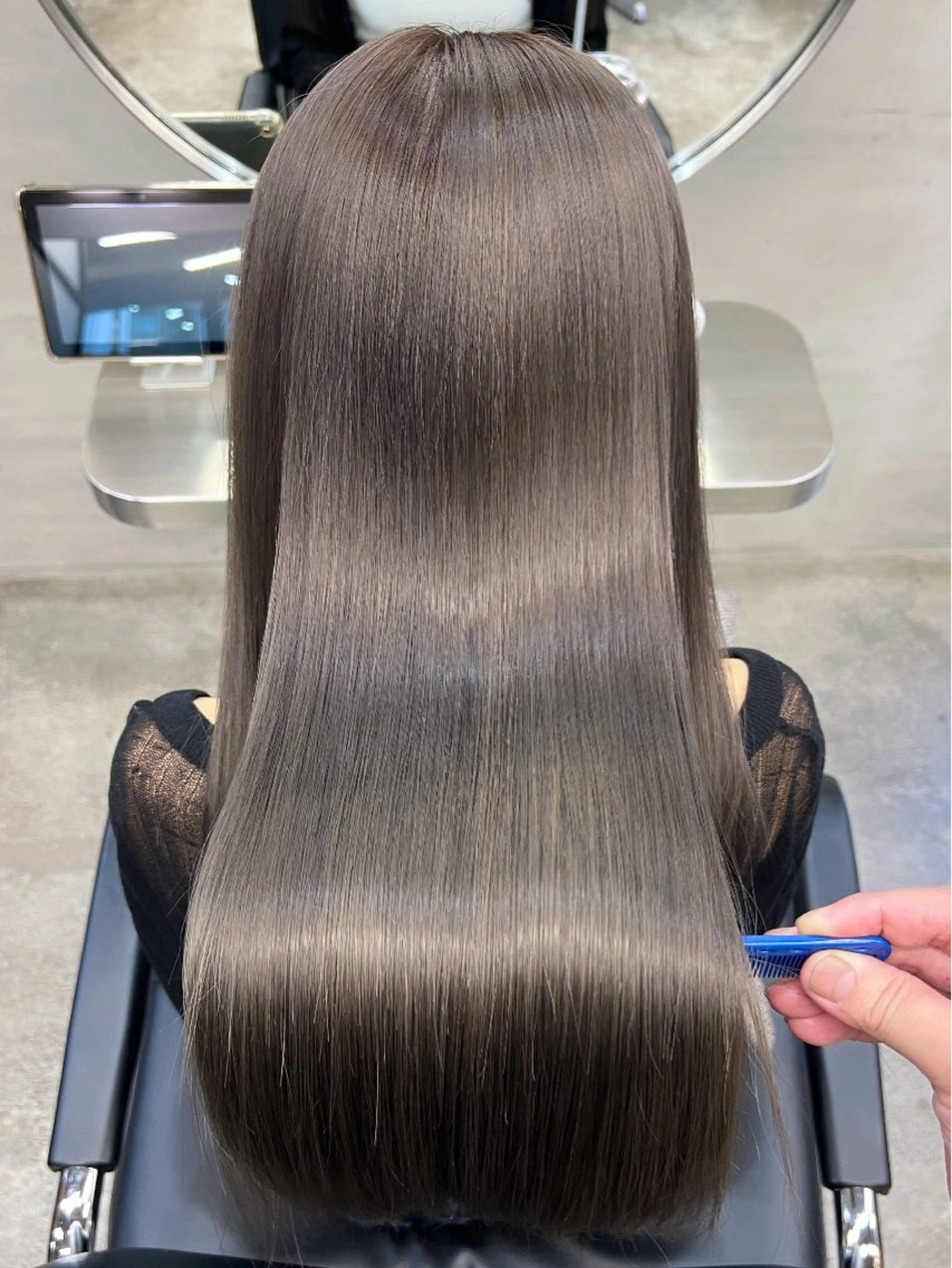 ロング カラー 透明感カラー グレージュ 髪質改善 ヘアカラー トリートメント 艶髪/艶カラー/韓国 髪質改善/縮毛矯正のヘアスタイル