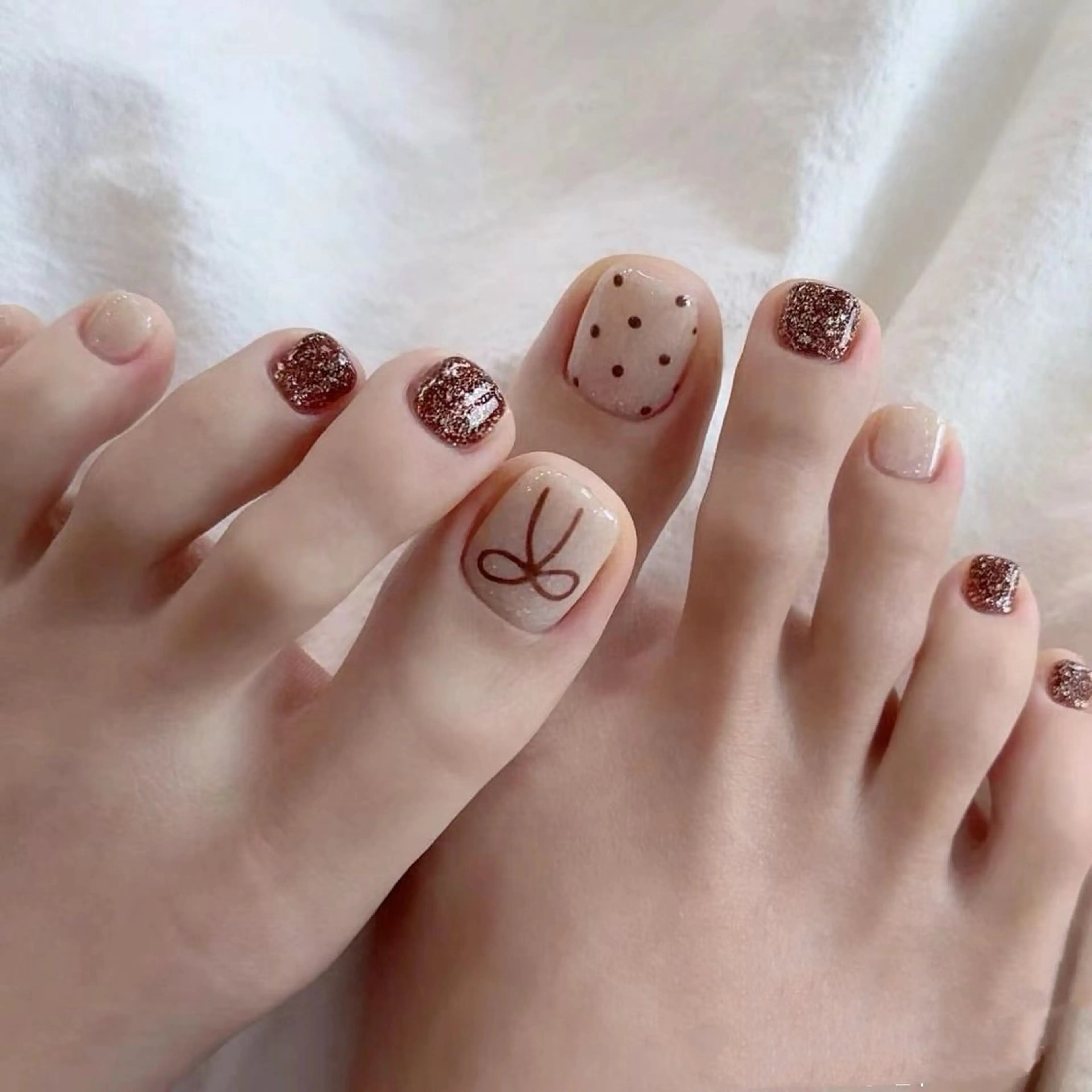 ネイル EE.Nail所属・FuFu.Nail 2️⃣番のネイルデザイン