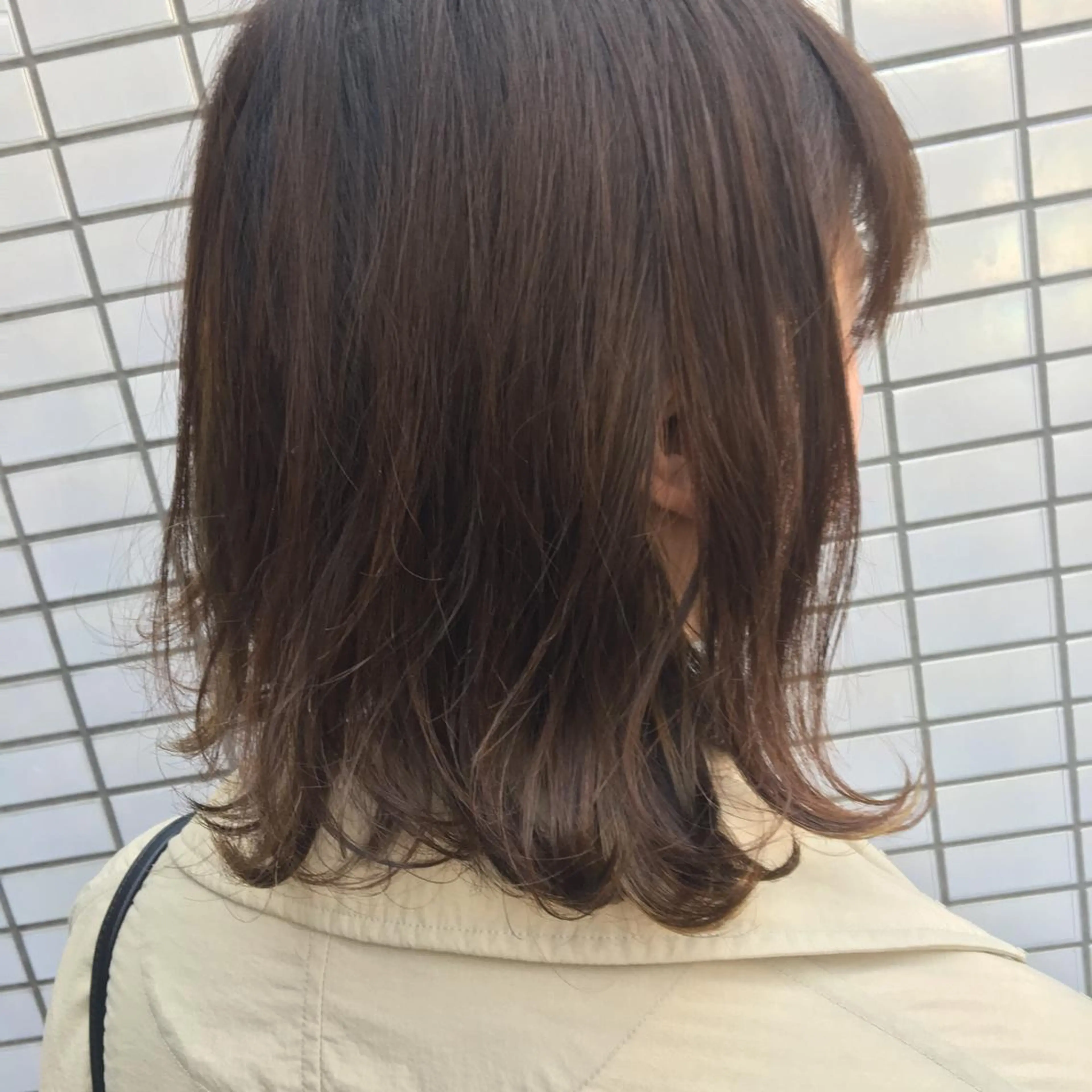 ミディアム THE DAY所属・AKI HASHIMOTOのヘアスタイル