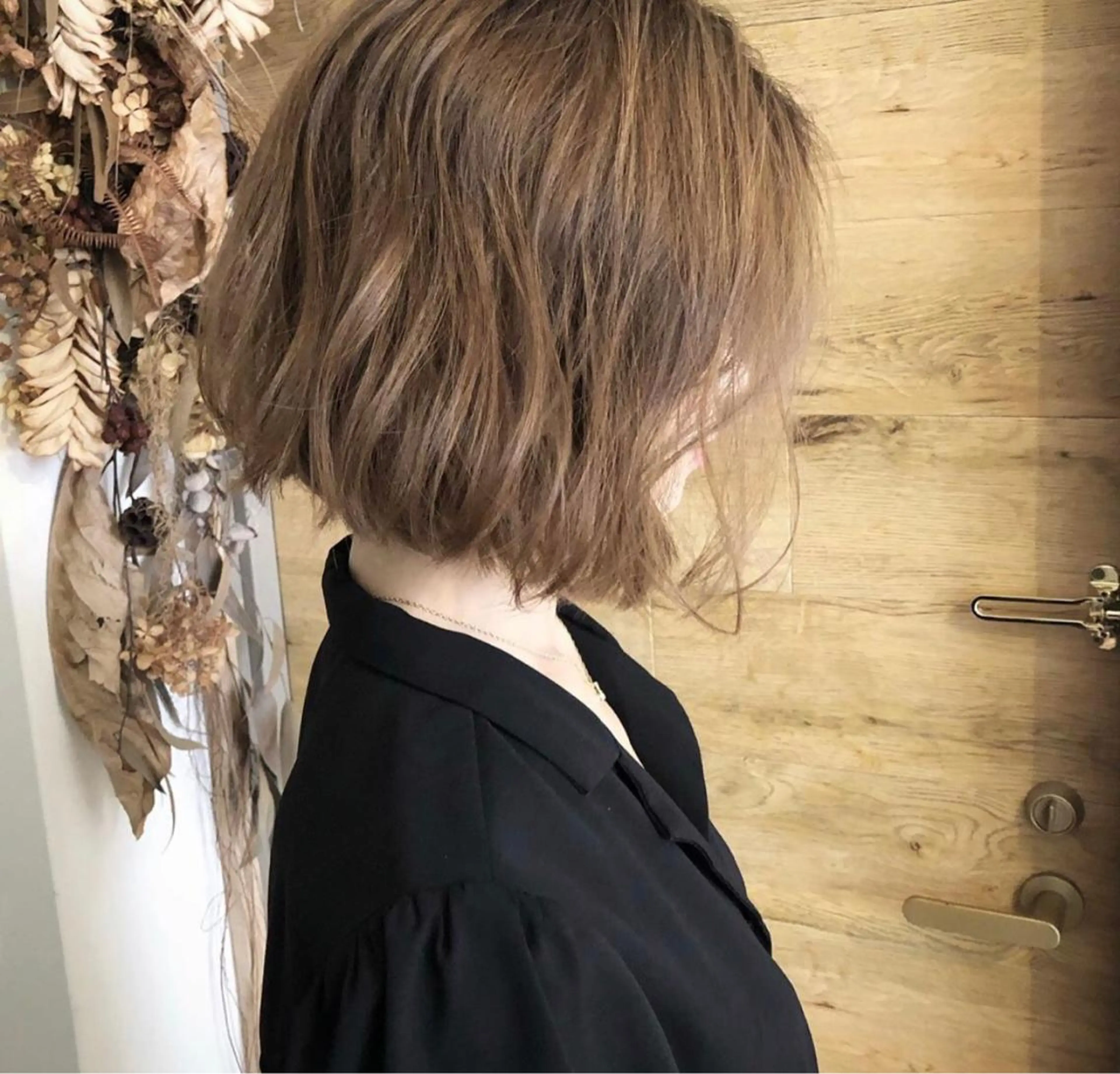 ショート カラー ボブ テトネ タカシのヘアスタイル