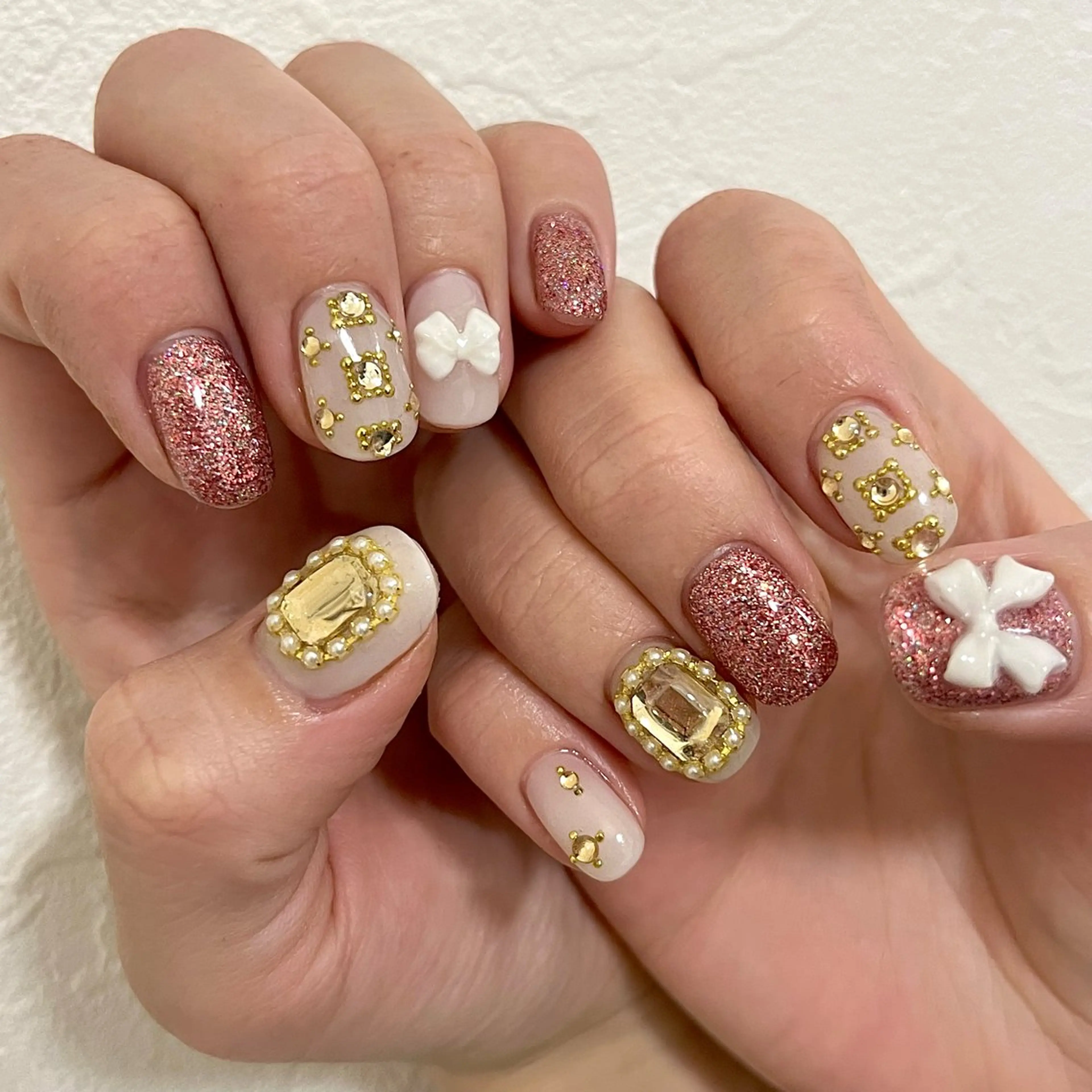 ネイル 持ち込み リボン ハンドネイル フットネイル Chipi Nailのネイルデザイン