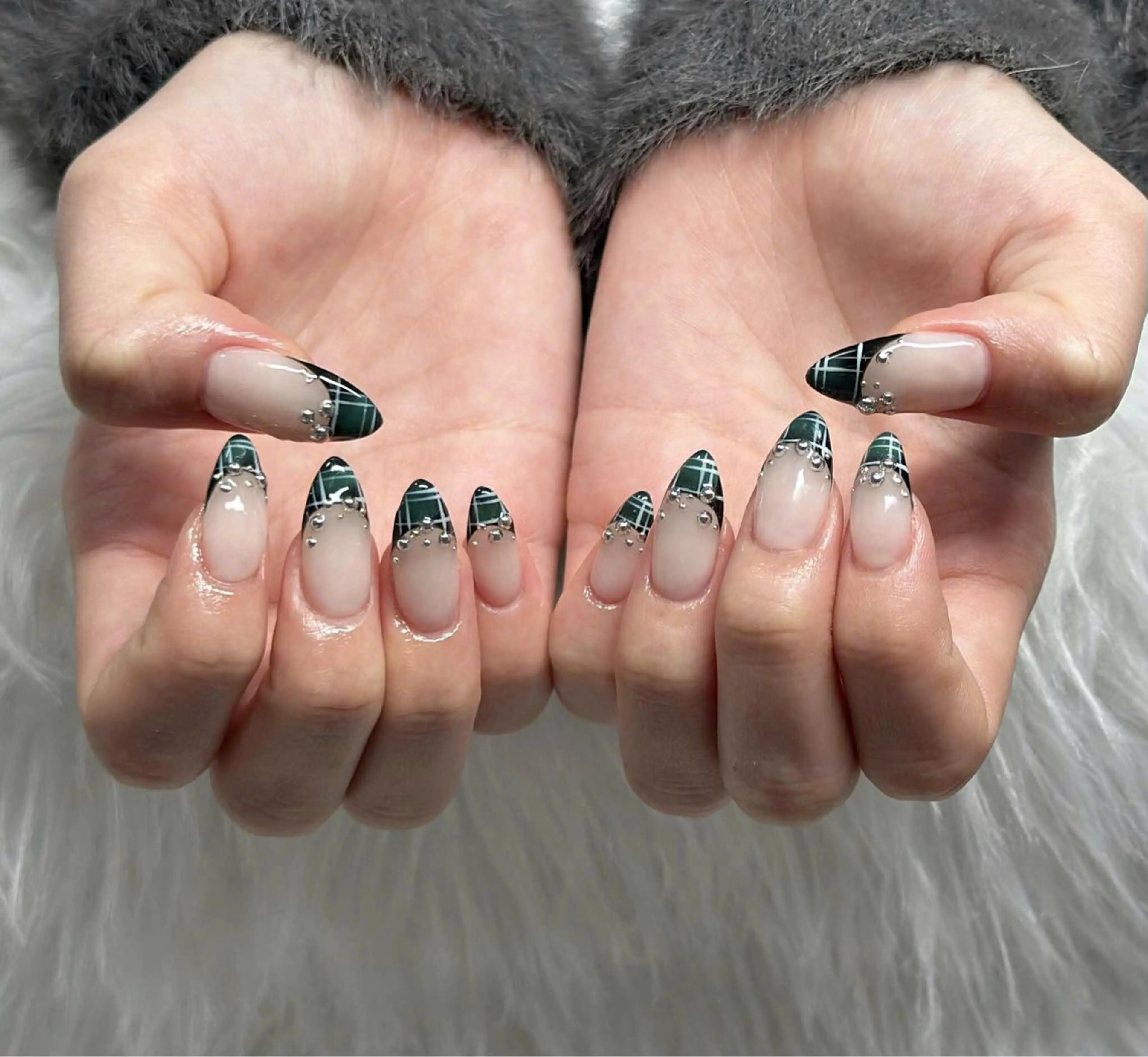 ネイル フレンチネイル ジェルネイル ハロウィン 韓国ネイル マグネットネイル ハンドネイル Hbaby nailのネイルデザイン