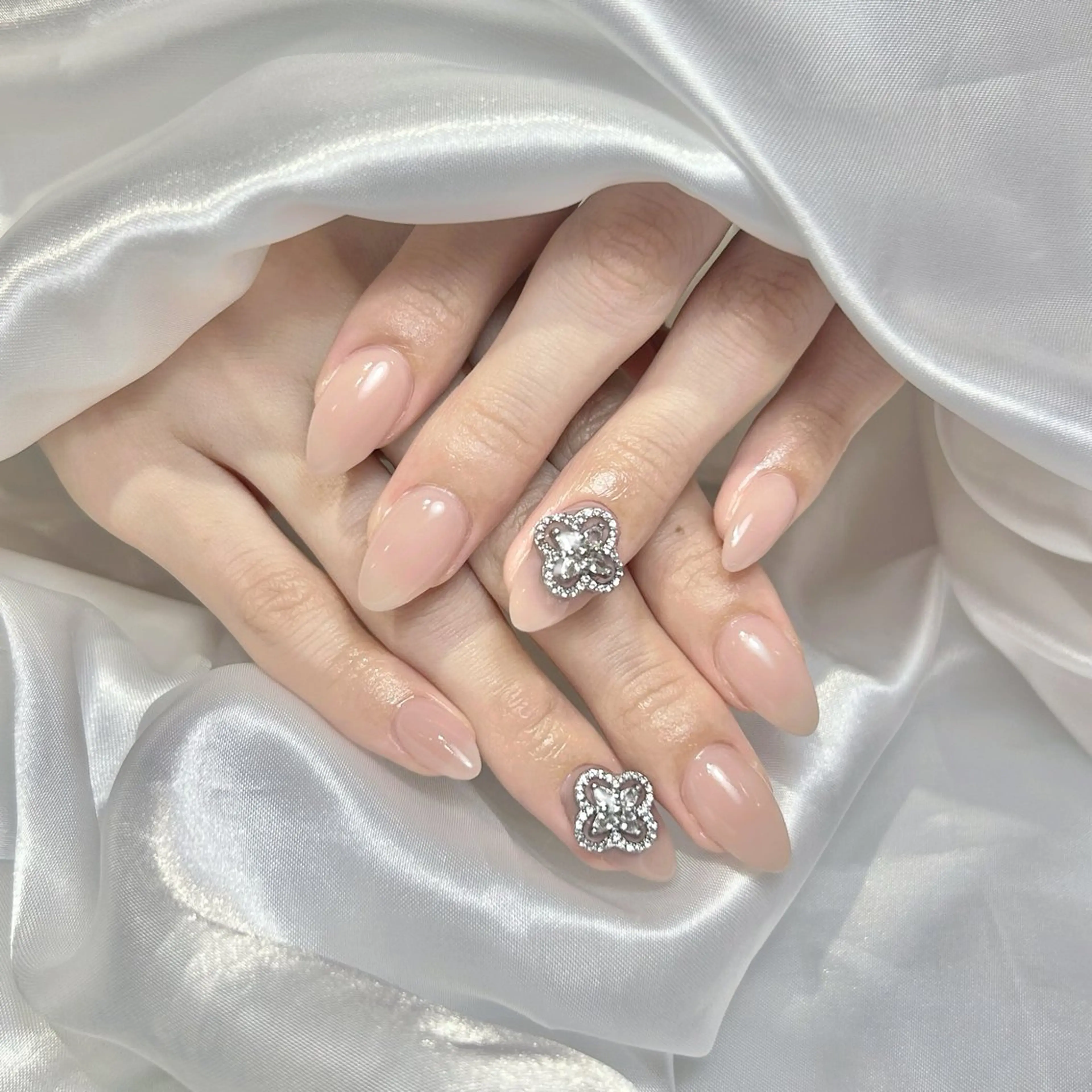 ネイル ハンドネイル WISTERIA hayamiのネイルデザイン